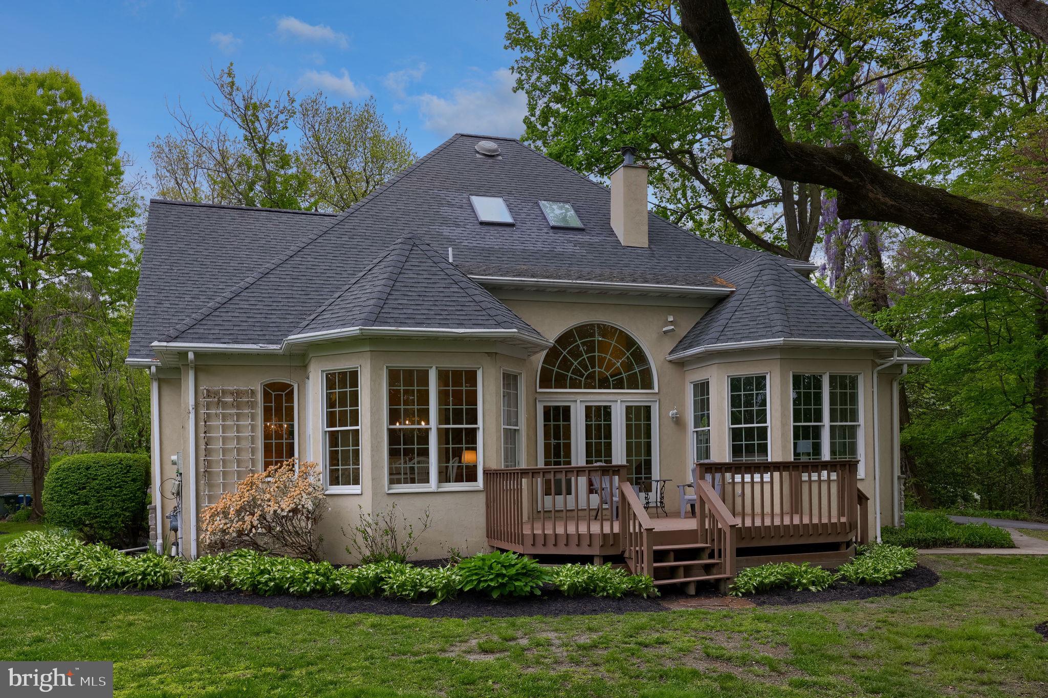 HEMPFIELD AREA - Residential