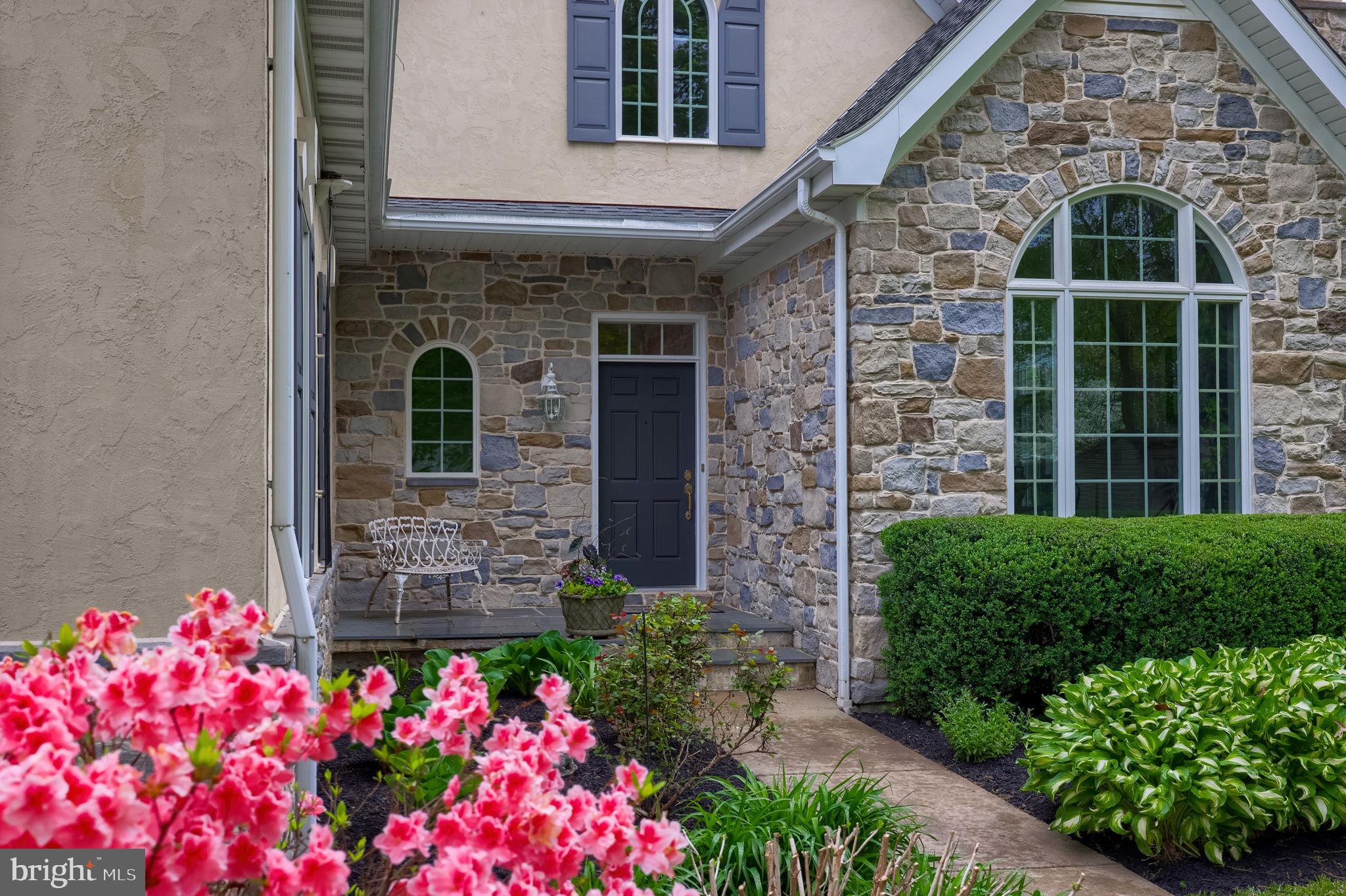 HEMPFIELD AREA - Residential