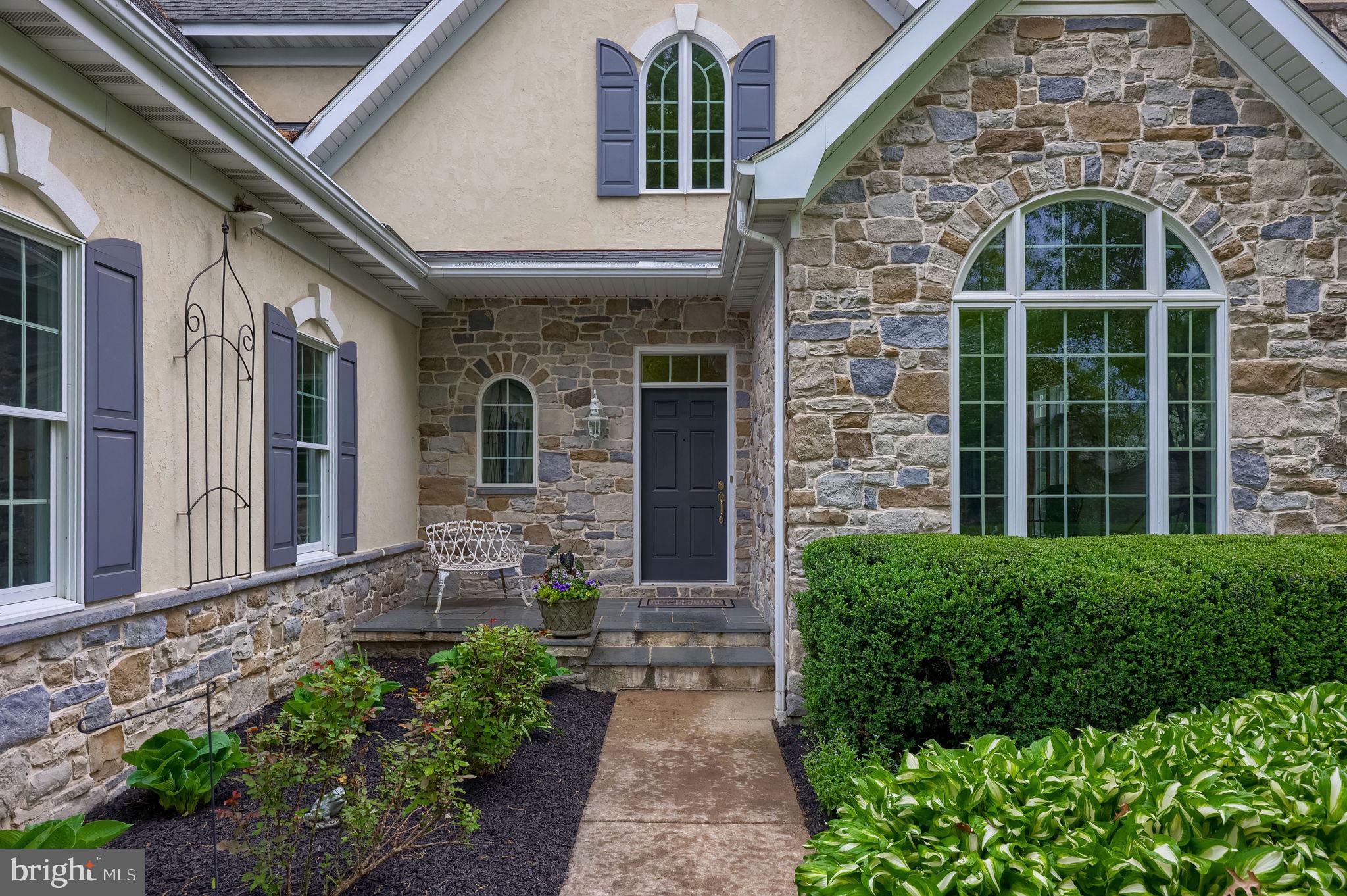 HEMPFIELD AREA - Residential