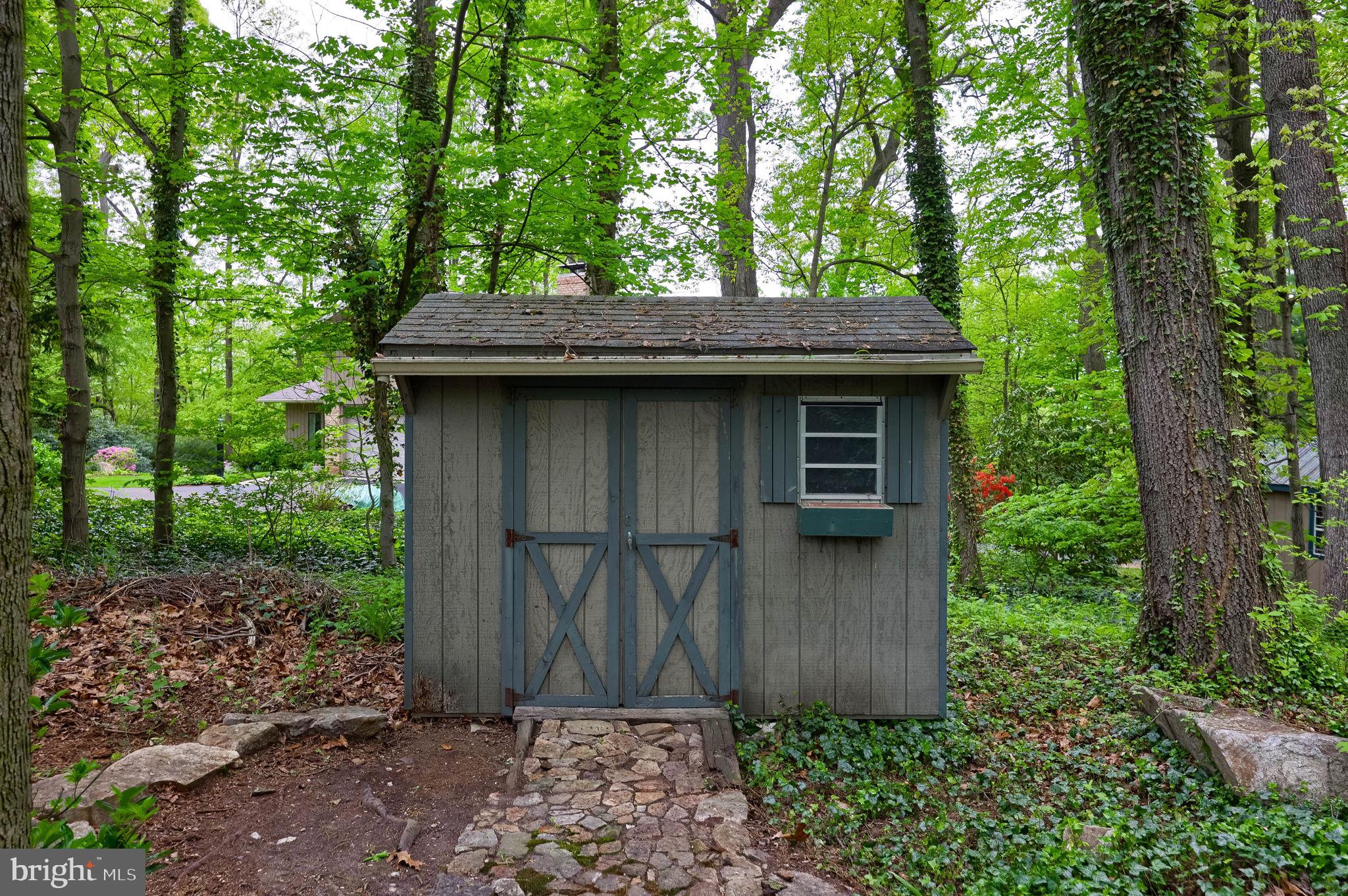 HEMPFIELD AREA - Residential