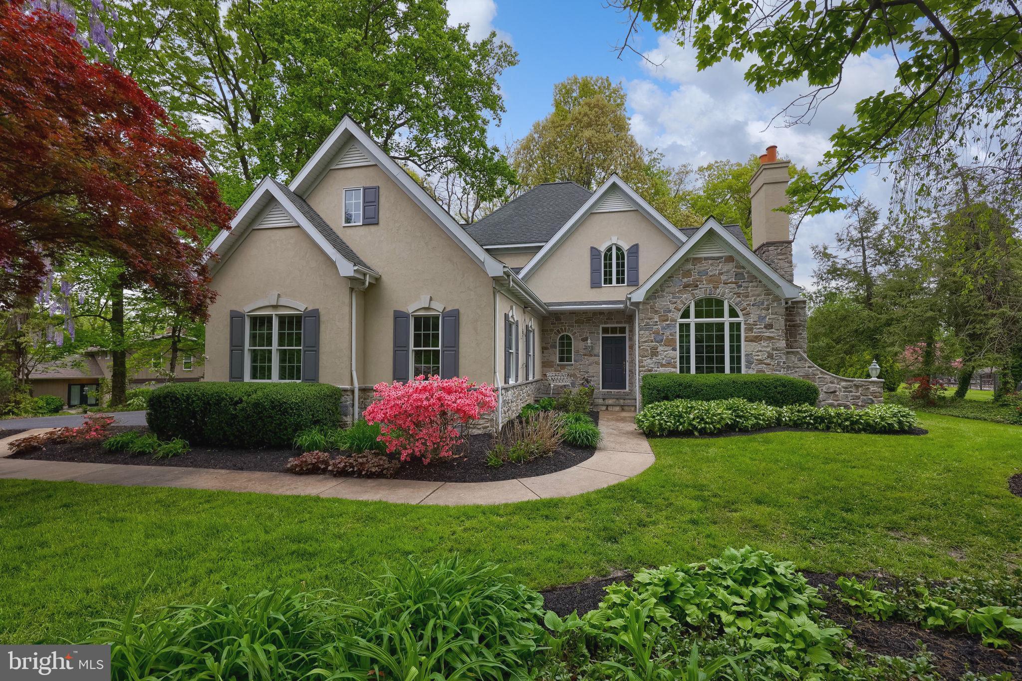 HEMPFIELD AREA - Residential
