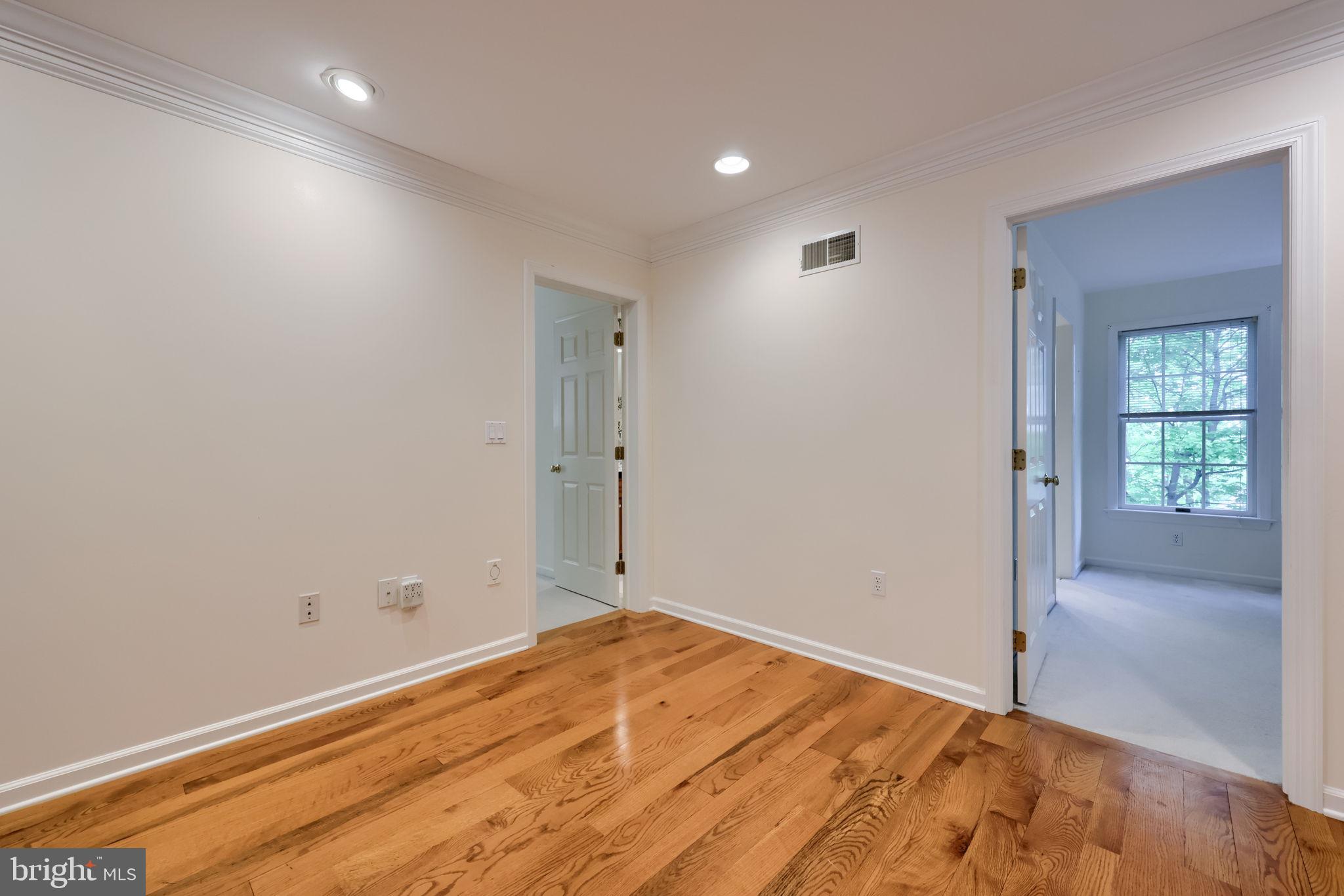 HEMPFIELD AREA - Residential