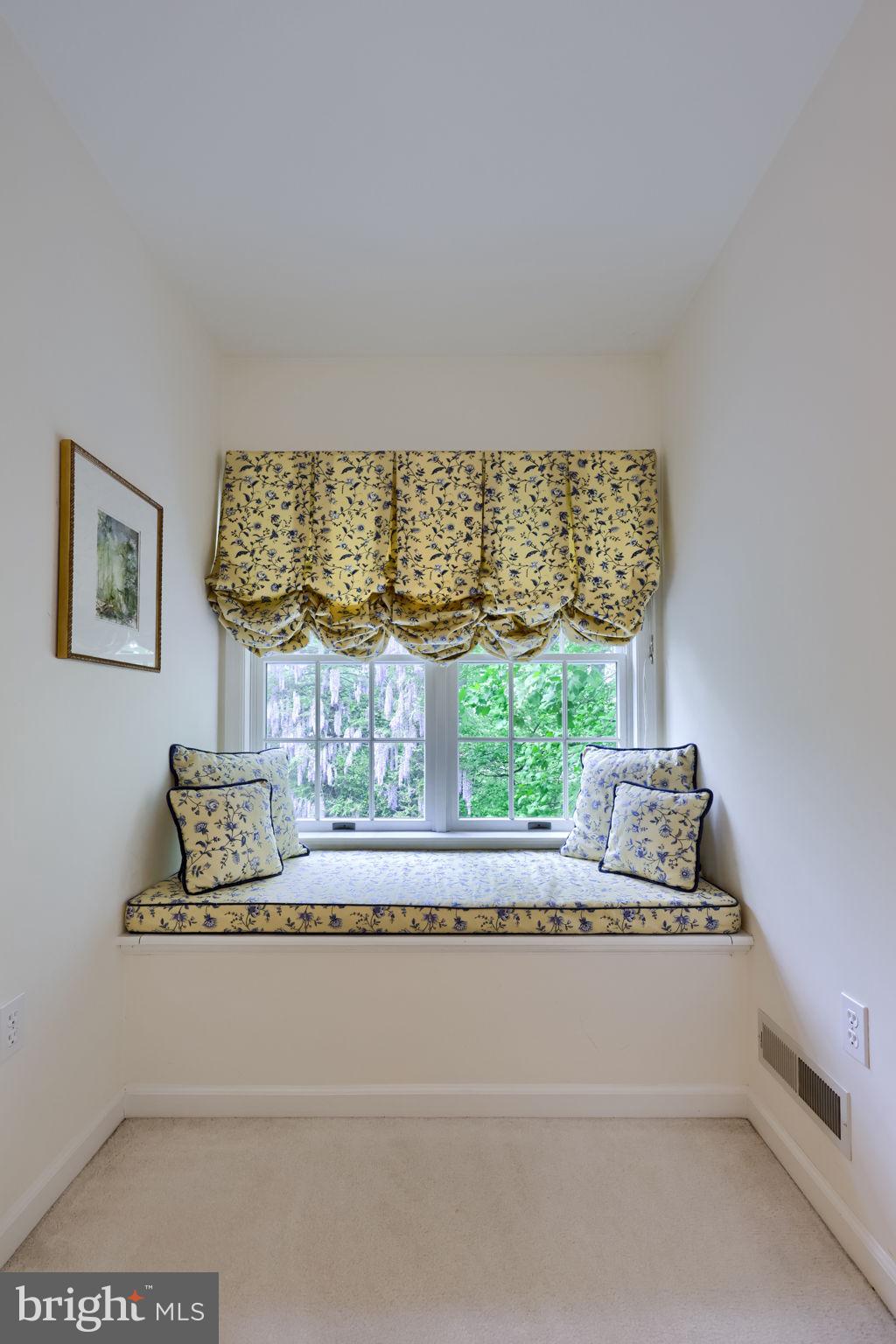 HEMPFIELD AREA - Residential