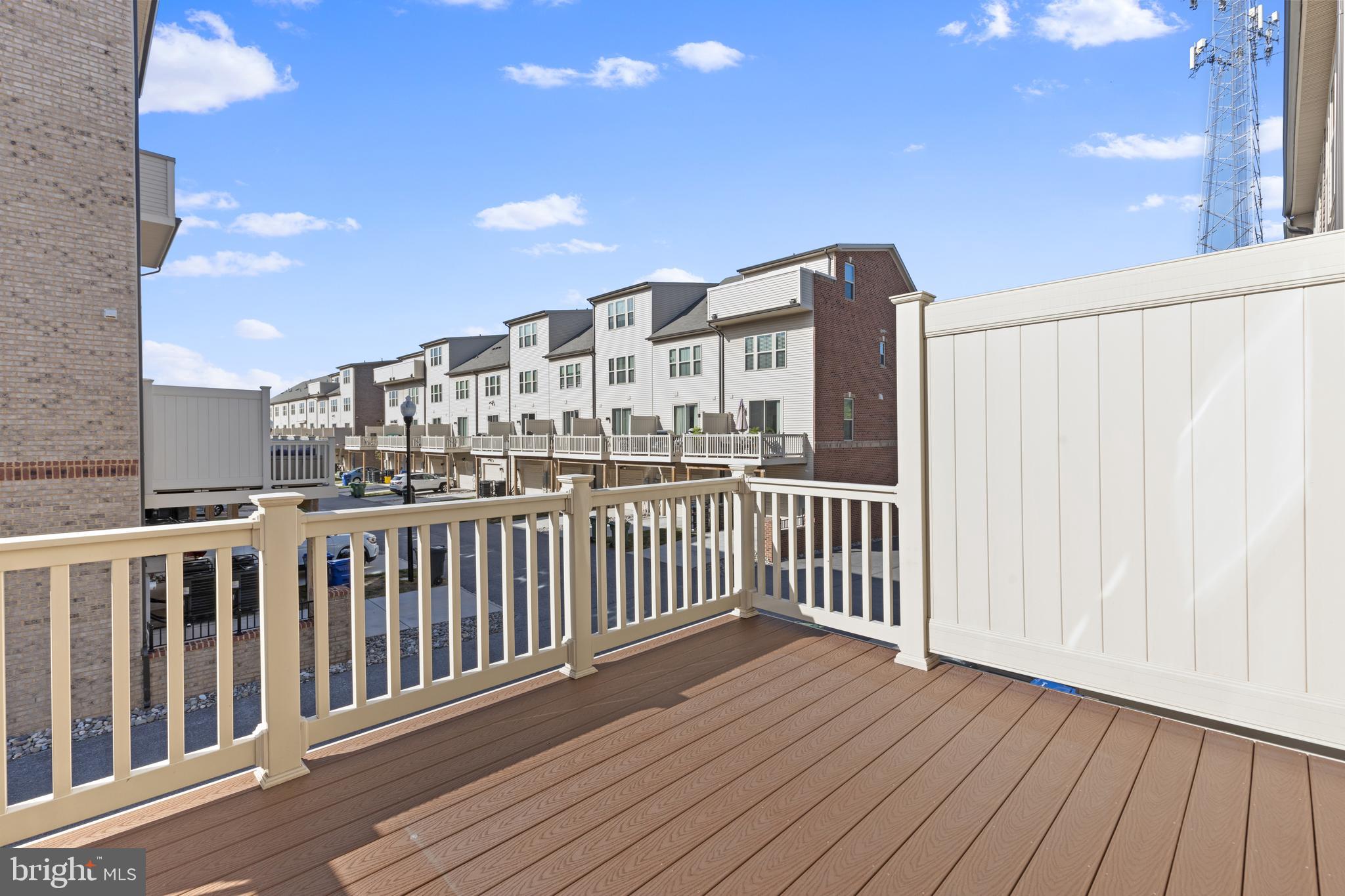 OLDHAM CROSSING - Residential Lease