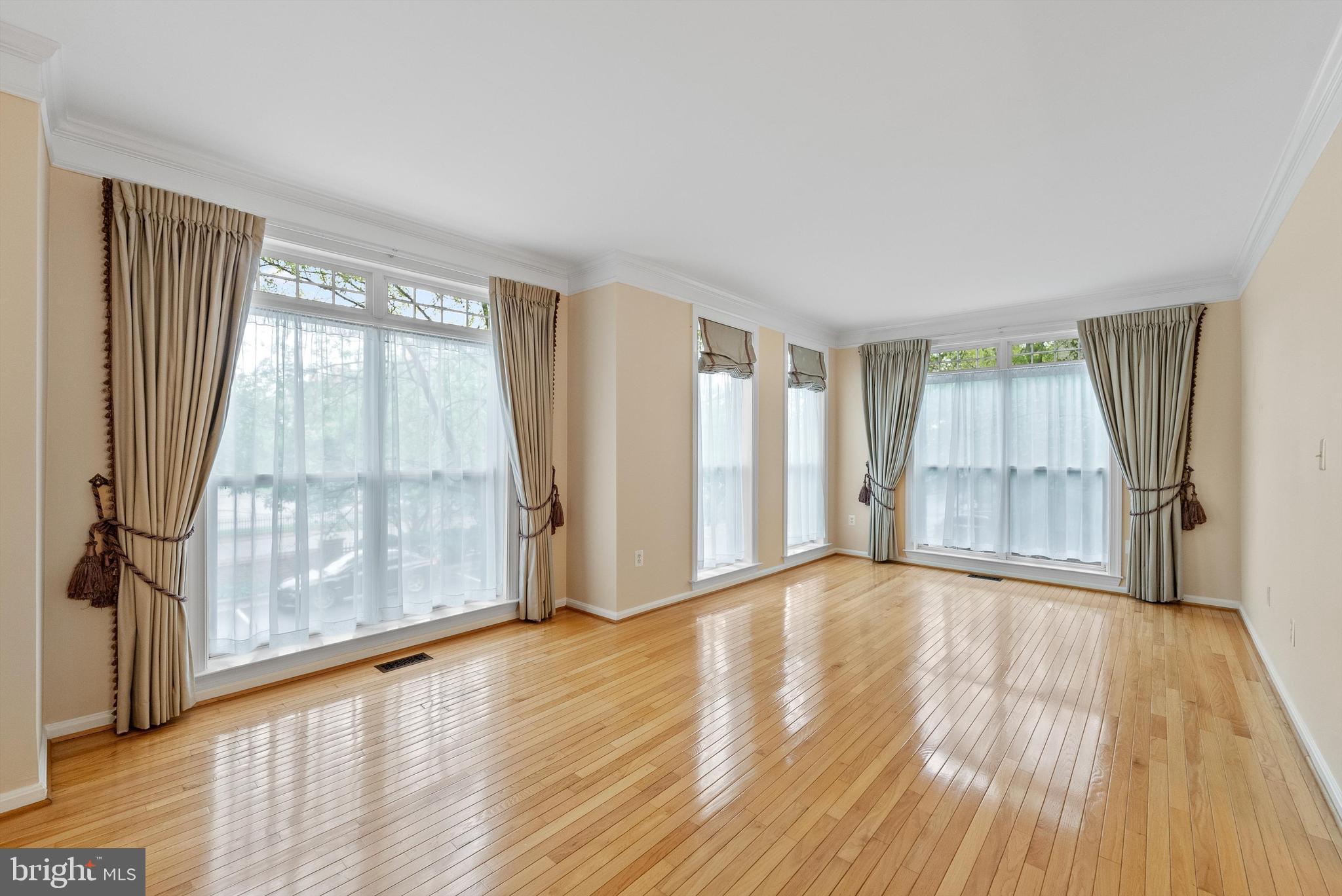 CAMERON STATION - Residential Lease