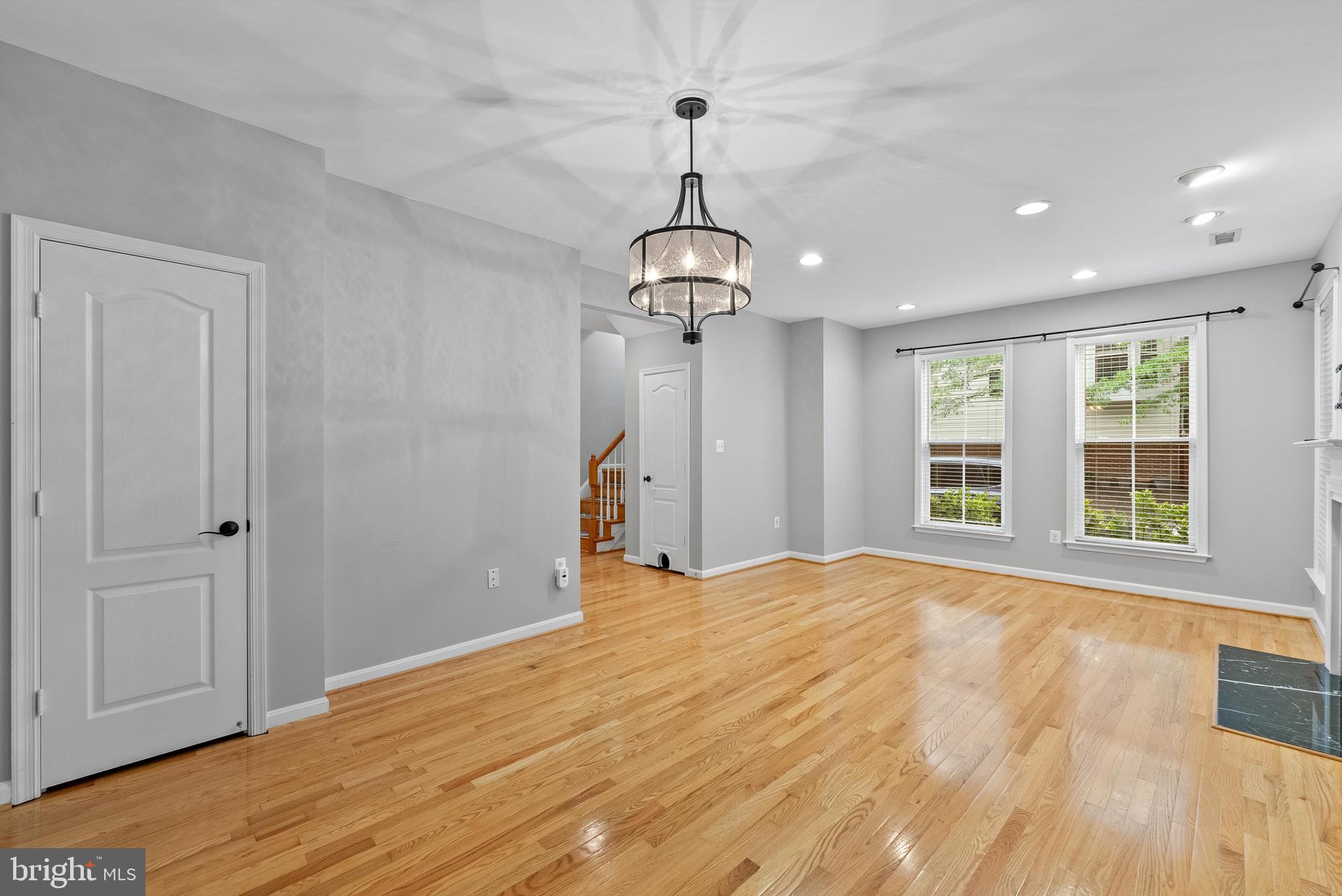 CAMERON STATION - Residential Lease