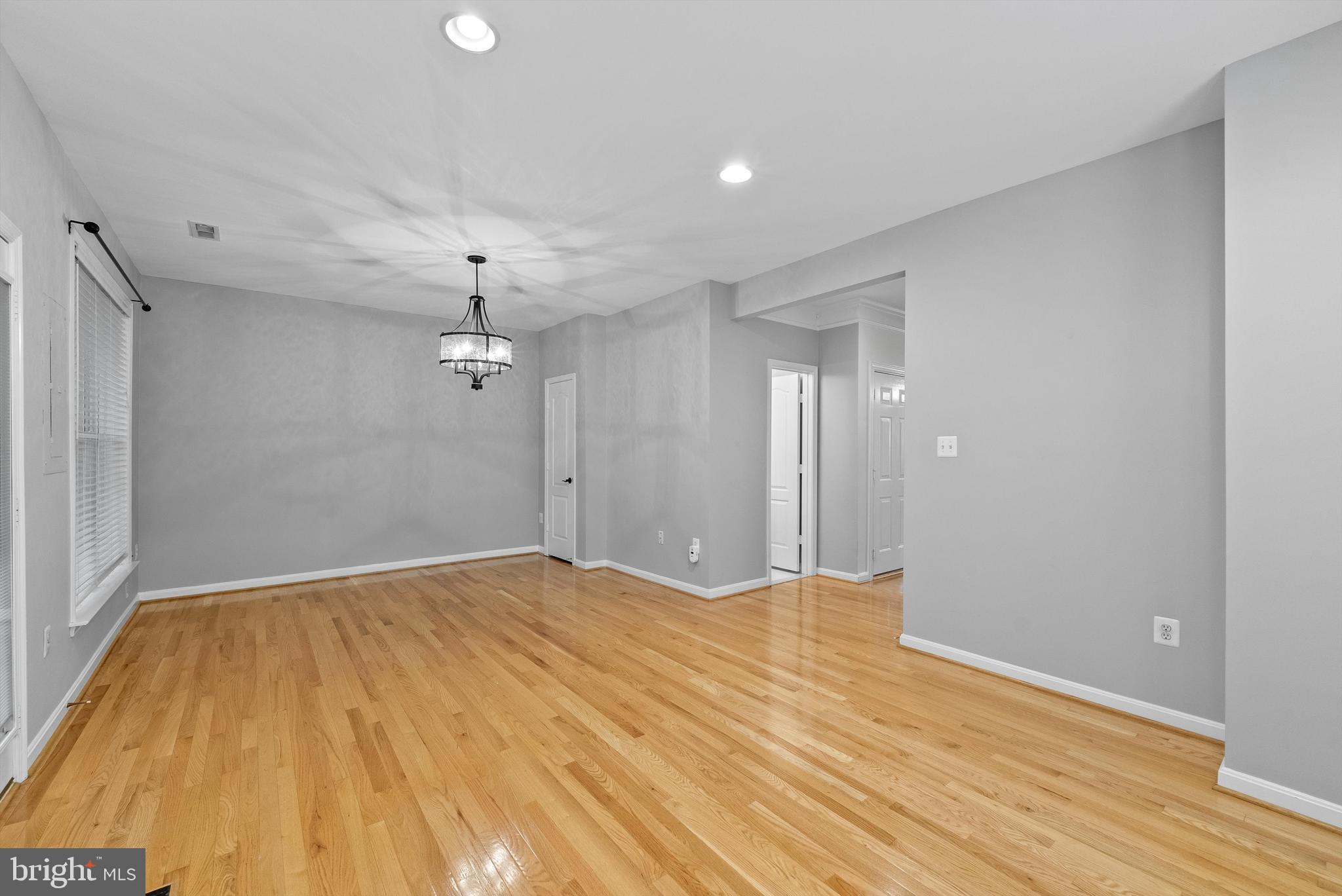 CAMERON STATION - Residential Lease