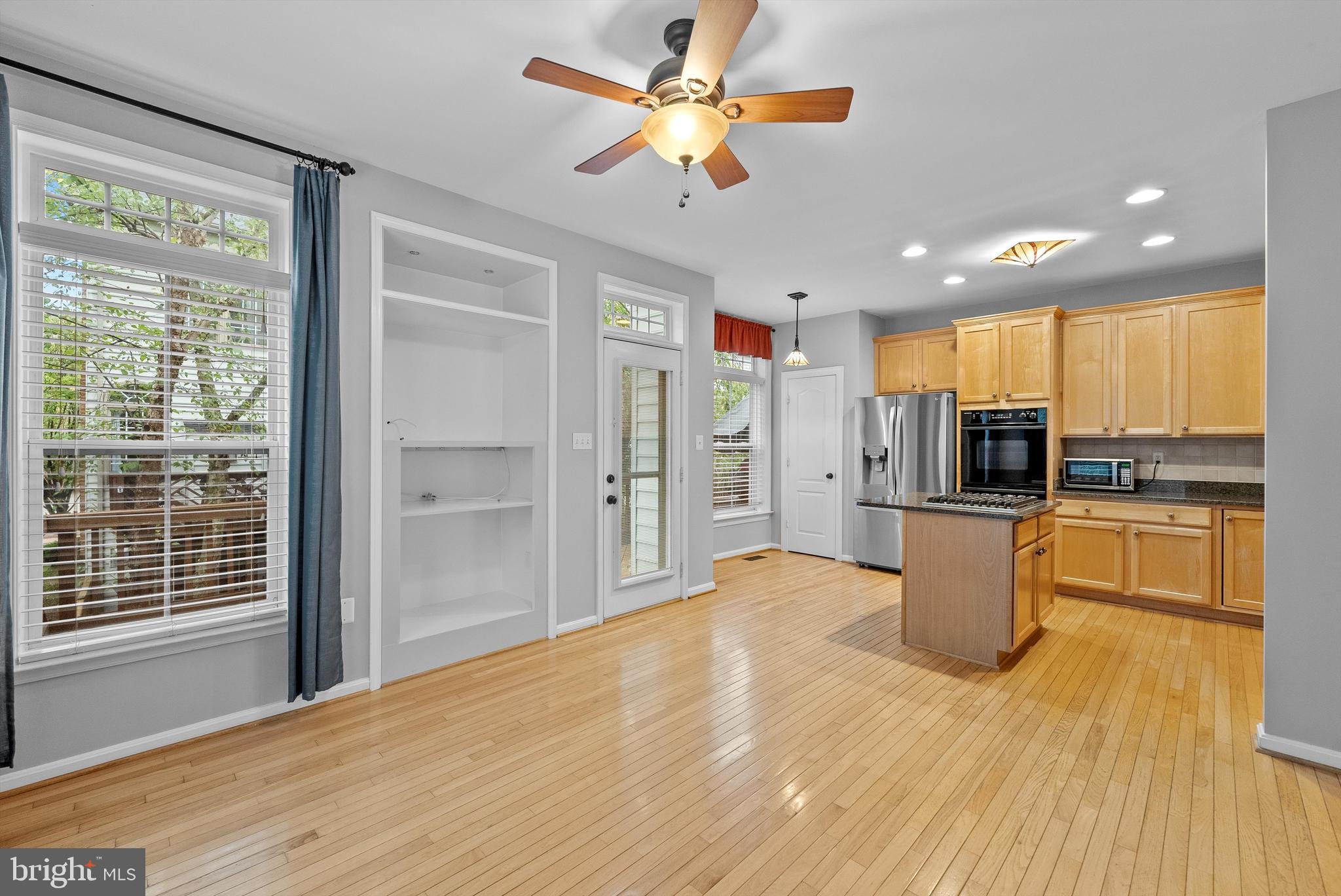 CAMERON STATION - Residential Lease