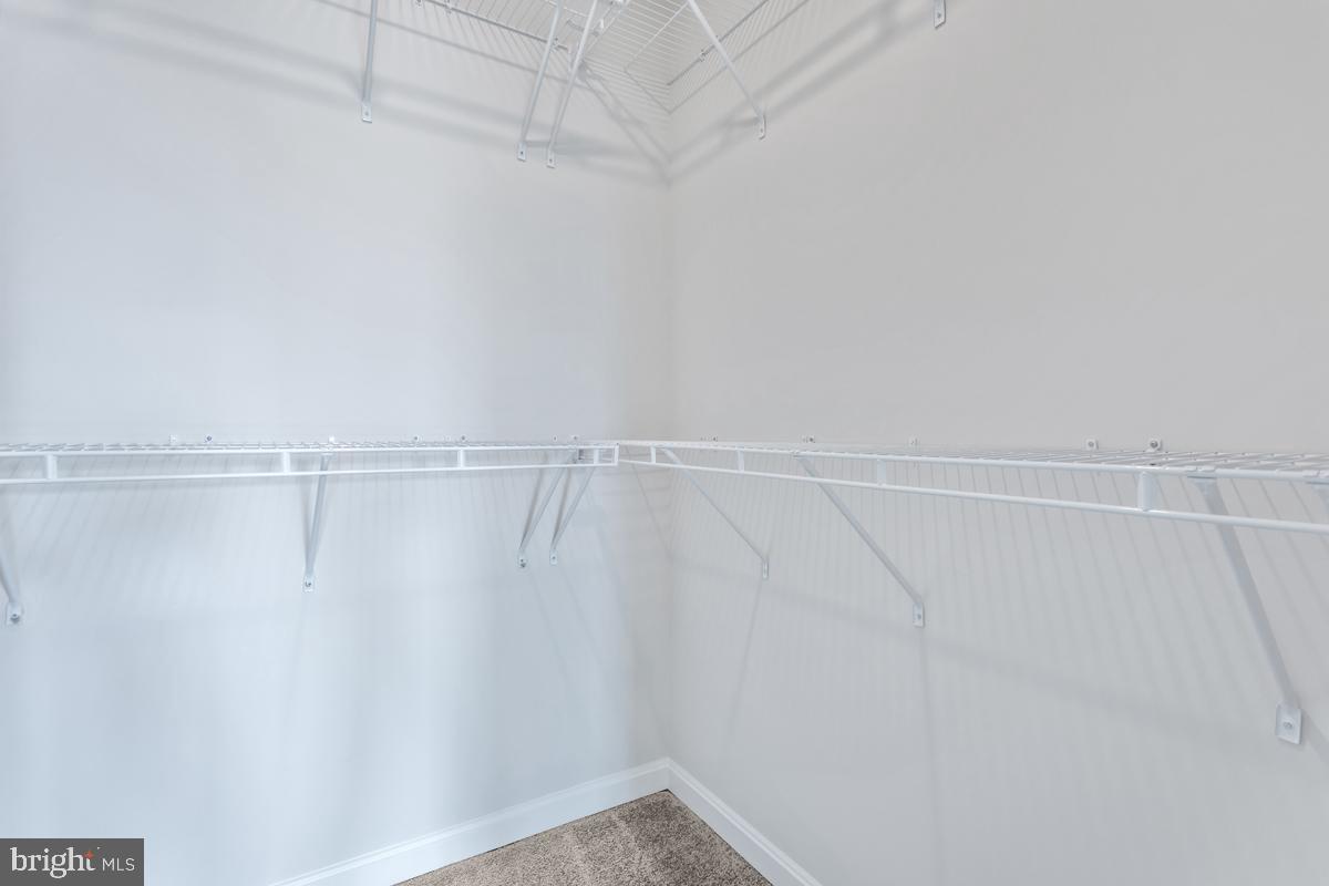 HUNTWELL WEST - Residential