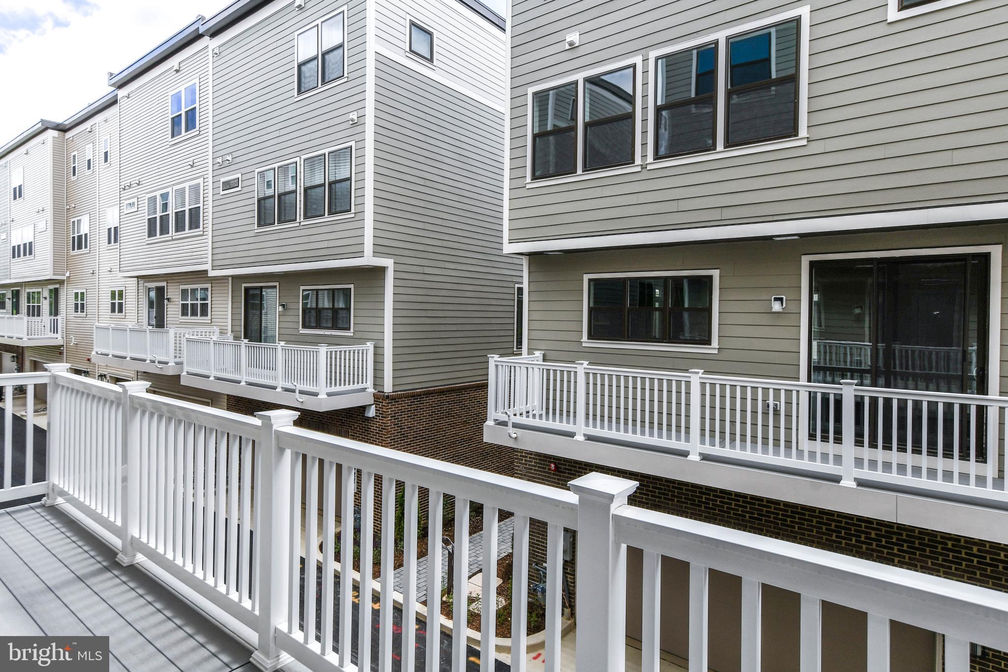 WESTSIDE AT SHADY GROVE METRO - Residential