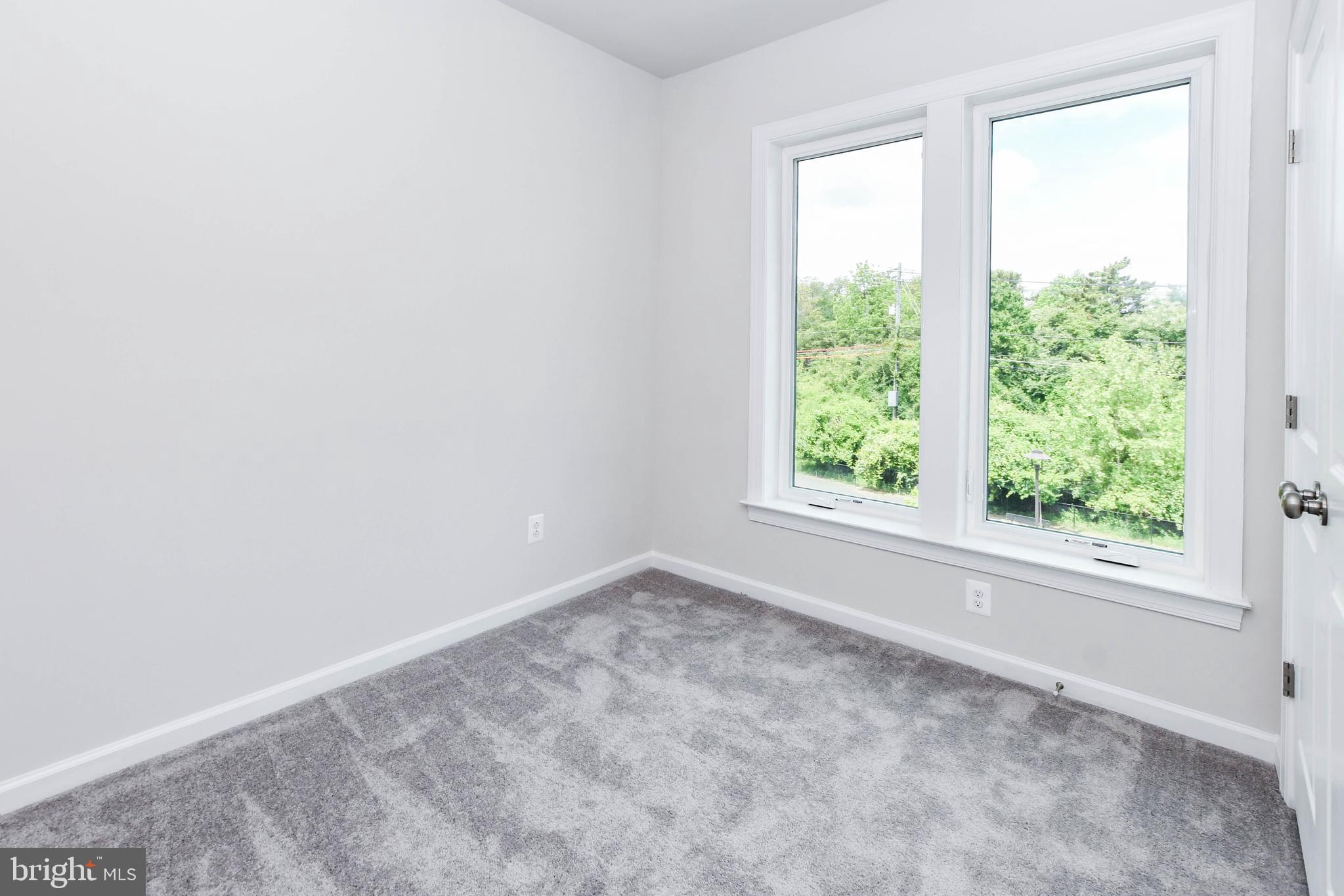 WESTSIDE AT SHADY GROVE METRO - Residential