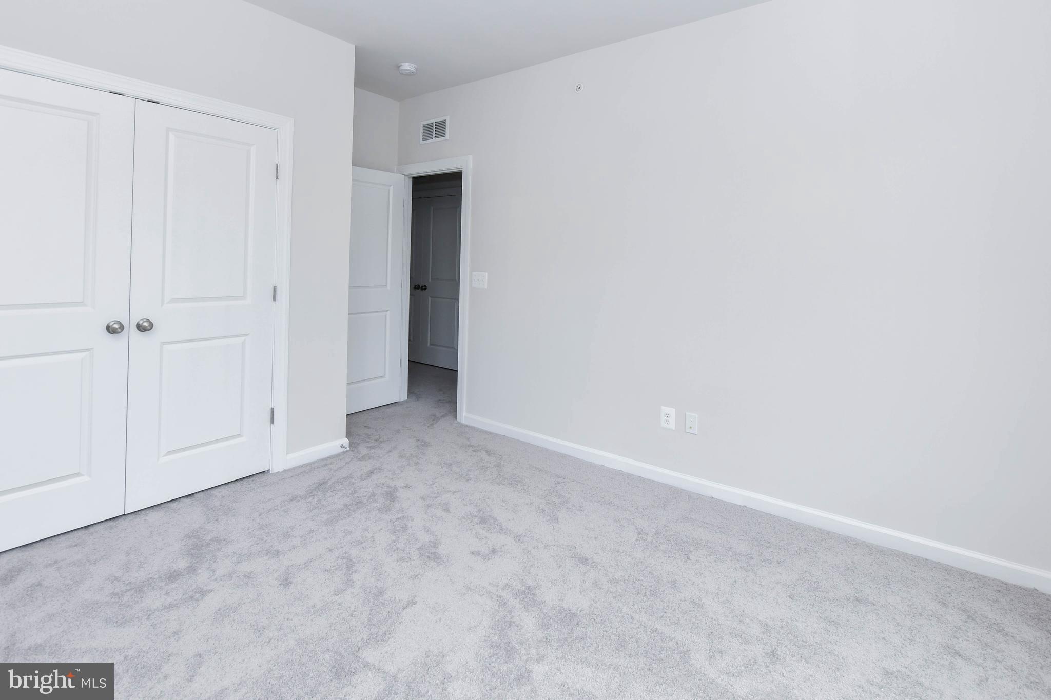 WESTSIDE AT SHADY GROVE METRO - Residential