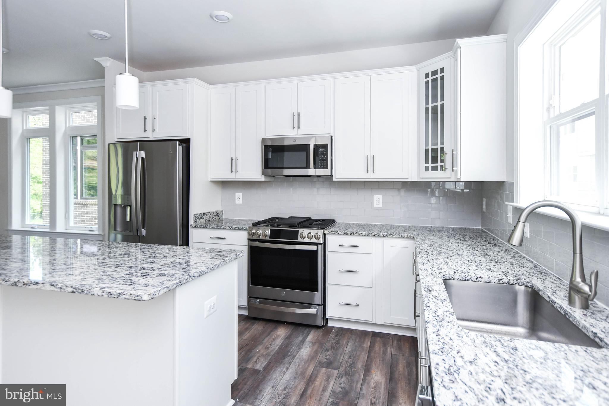 WESTSIDE AT SHADY GROVE METRO - Residential