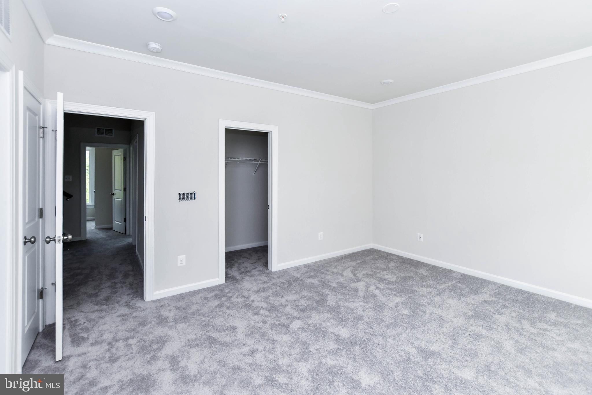 WESTSIDE AT SHADY GROVE METRO - Residential