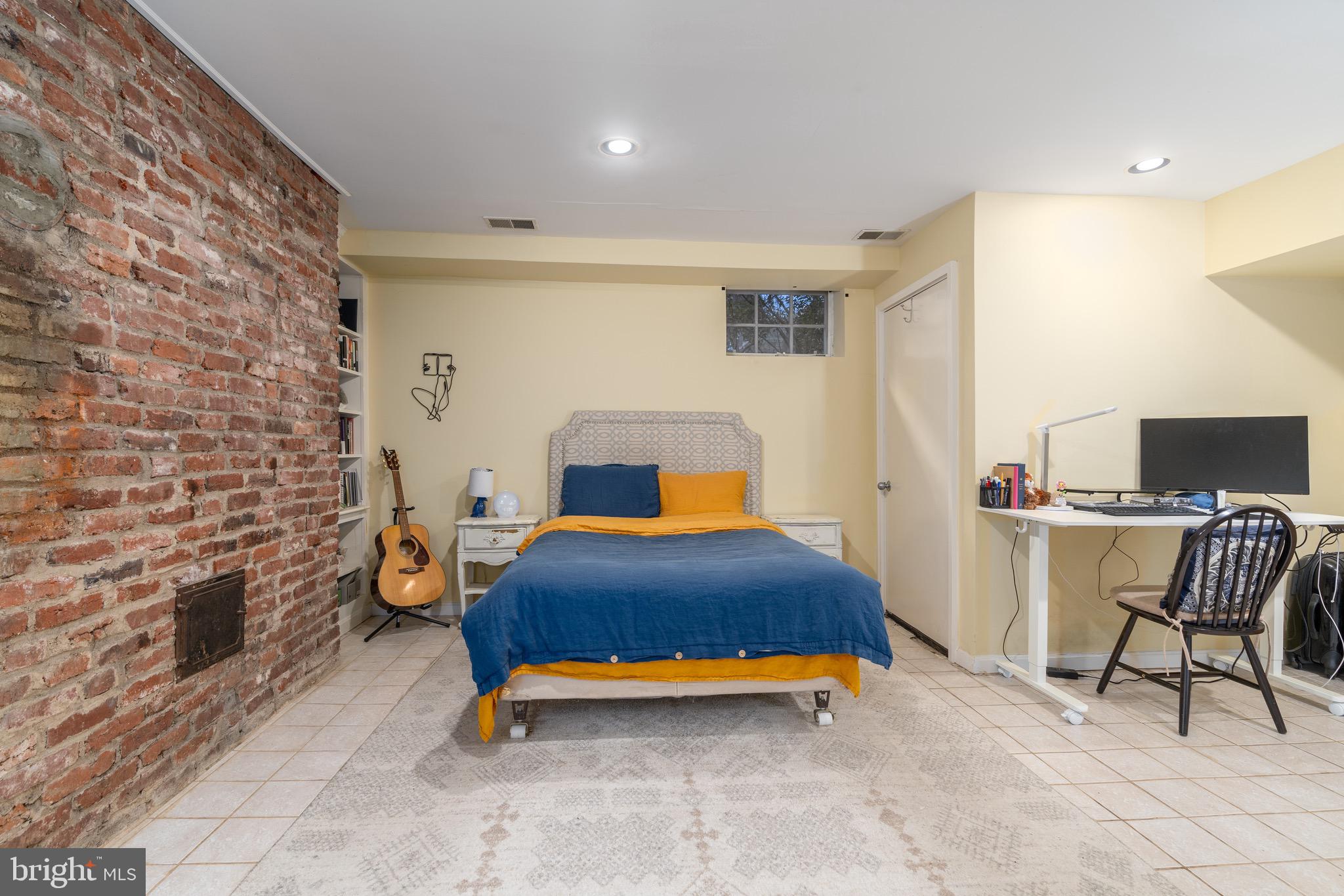 OBSERVATORY CIRCLE - Residential