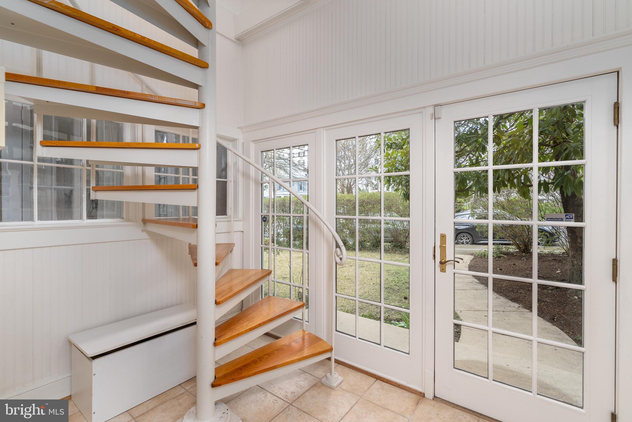 OBSERVATORY CIRCLE - Residential