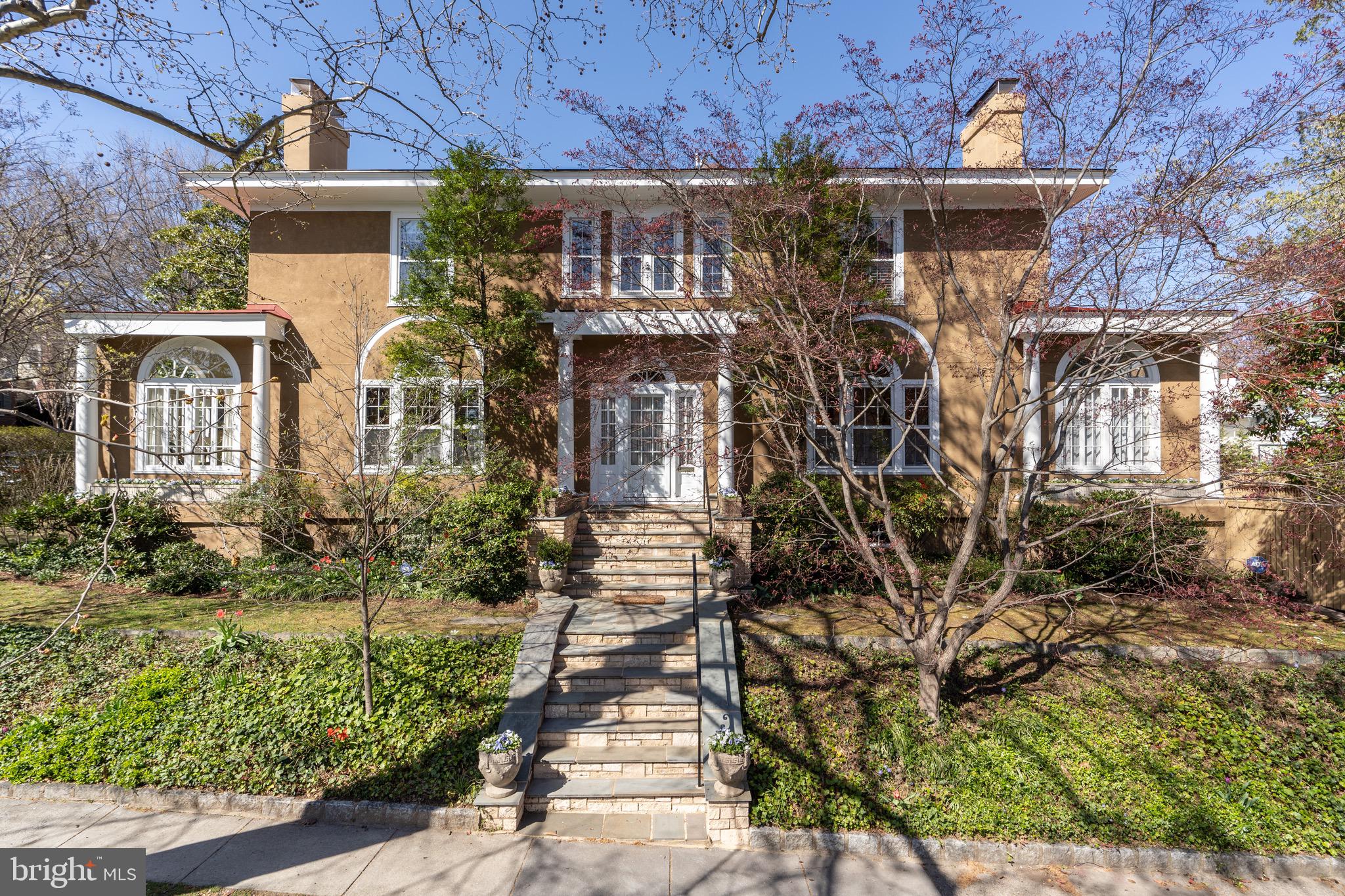 OBSERVATORY CIRCLE - Residential