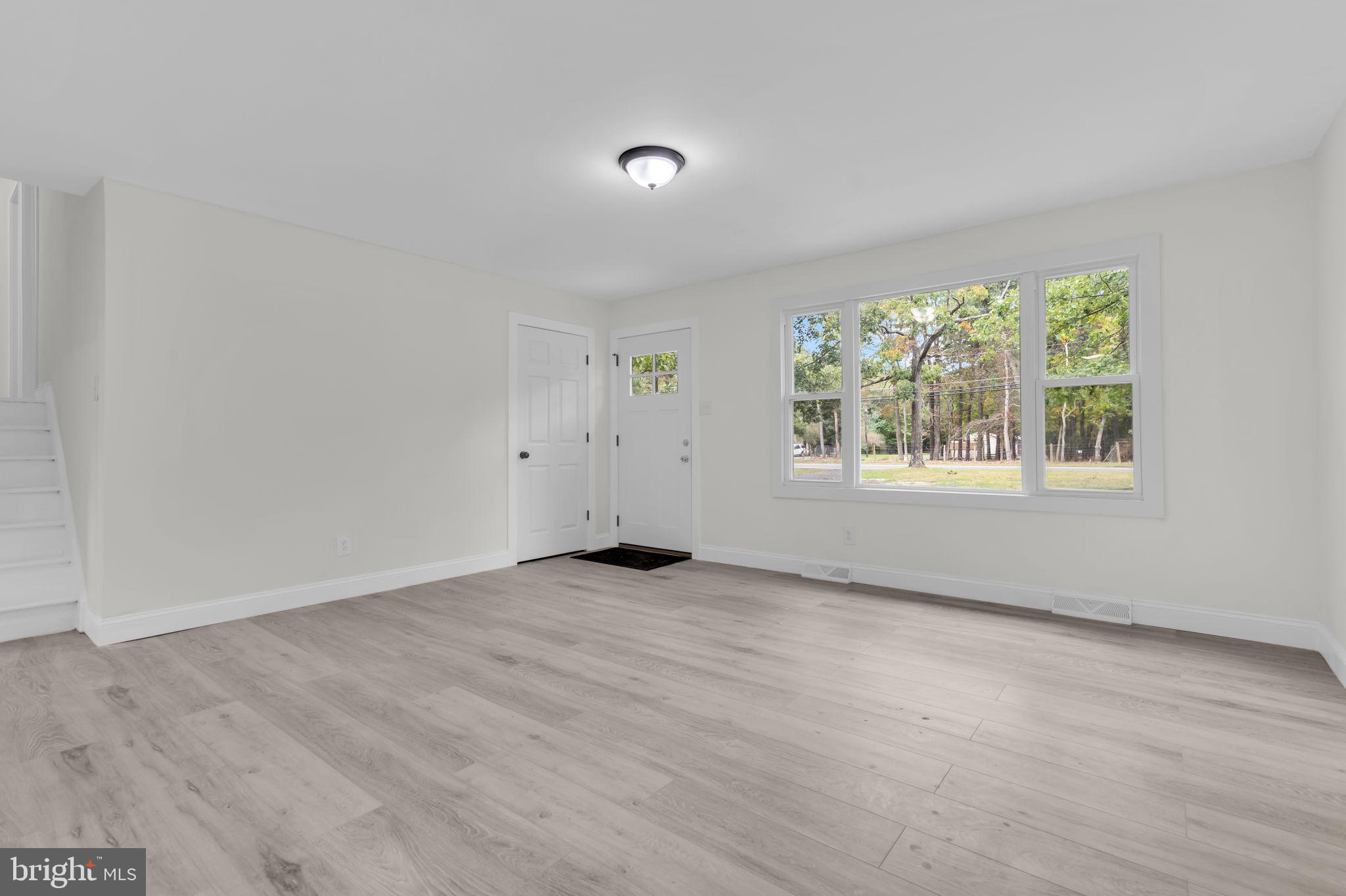 408 NEW ROAD