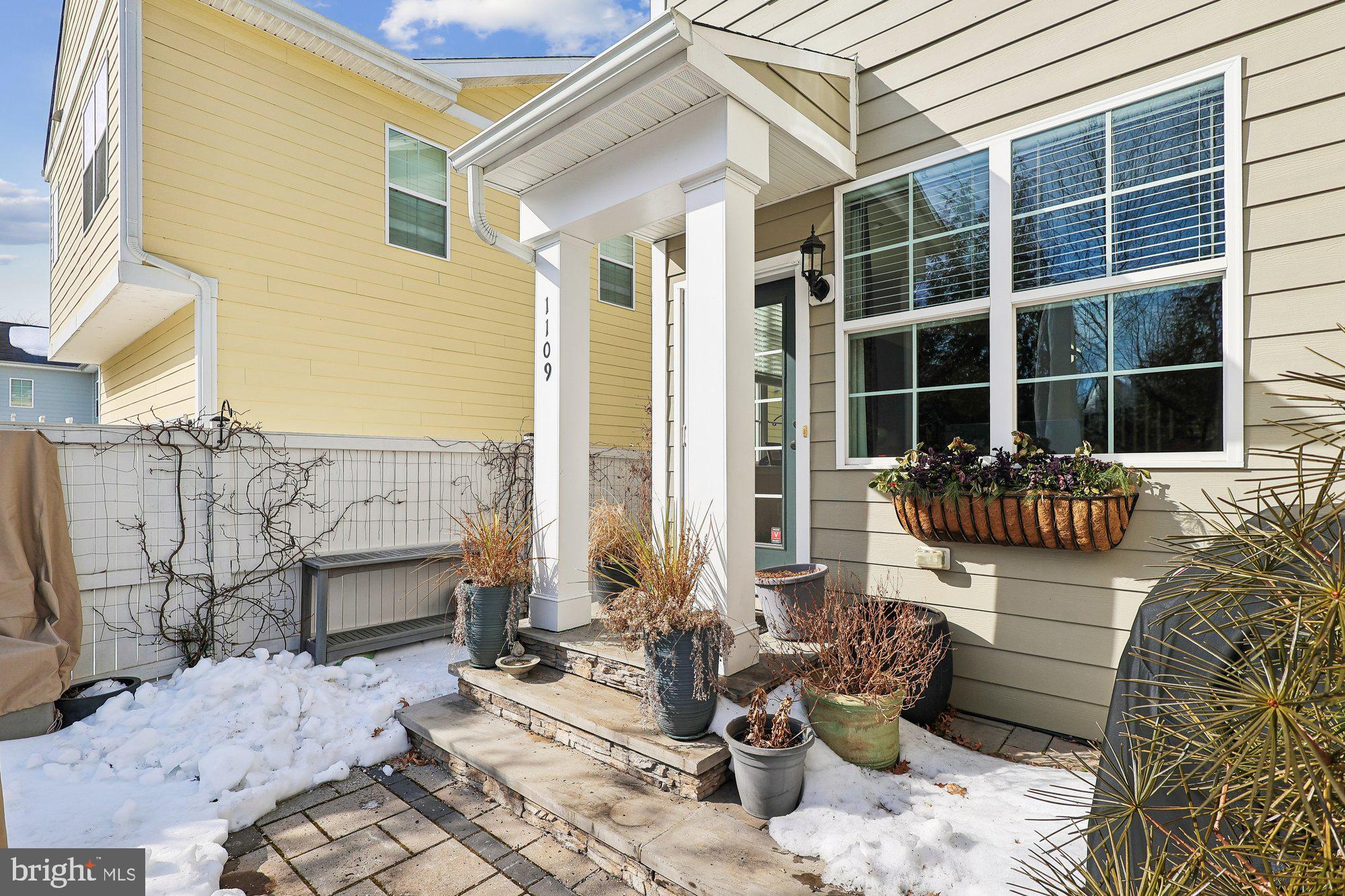 EASTPORT - Residential