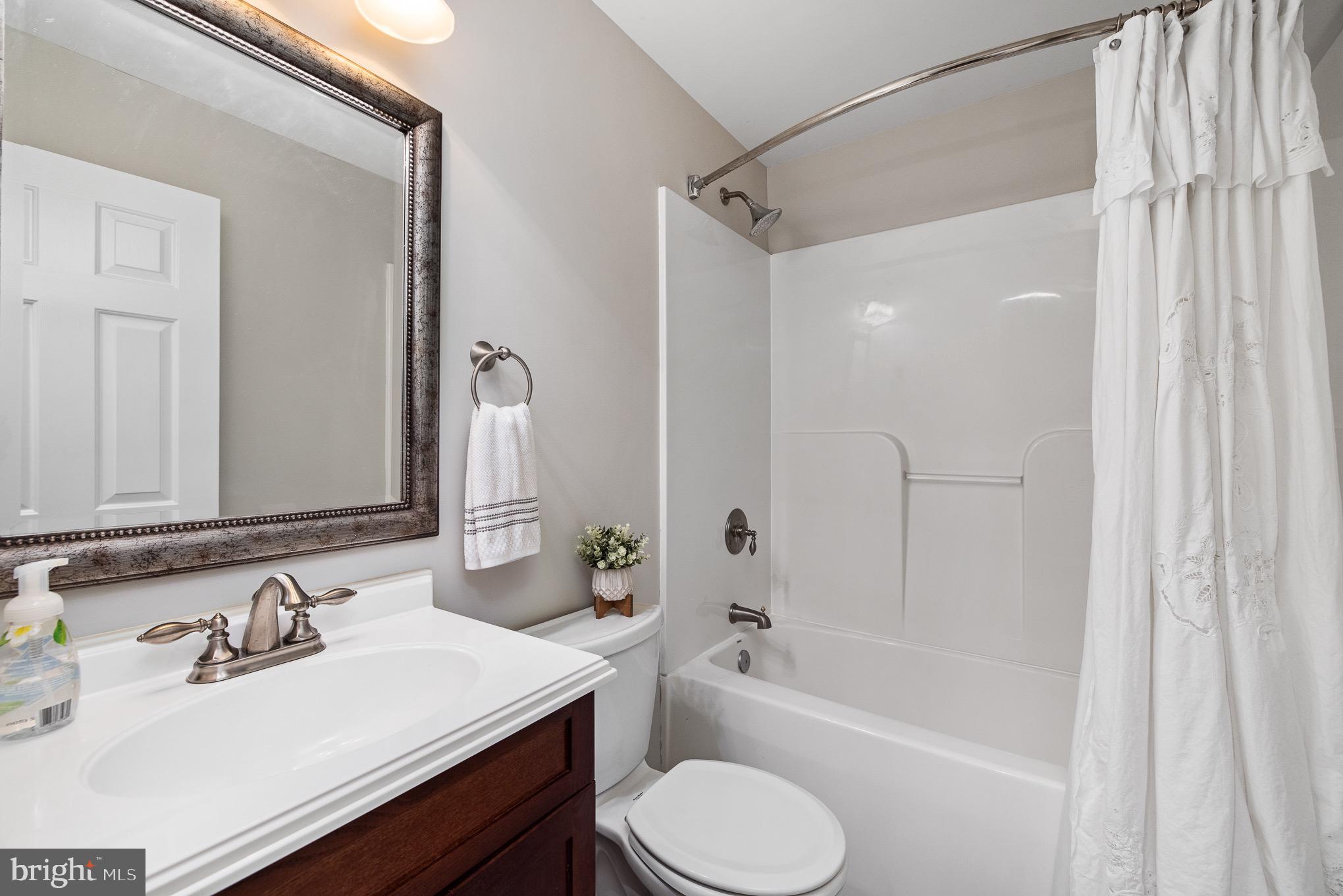 LEE'S HILL NORTH - Residential