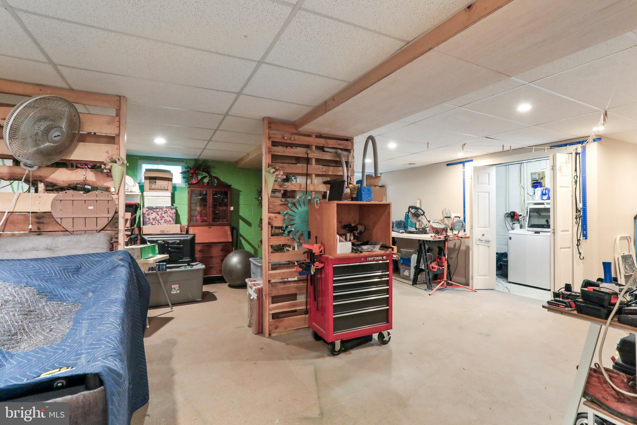 KEYES FERRY ACRES - Residential