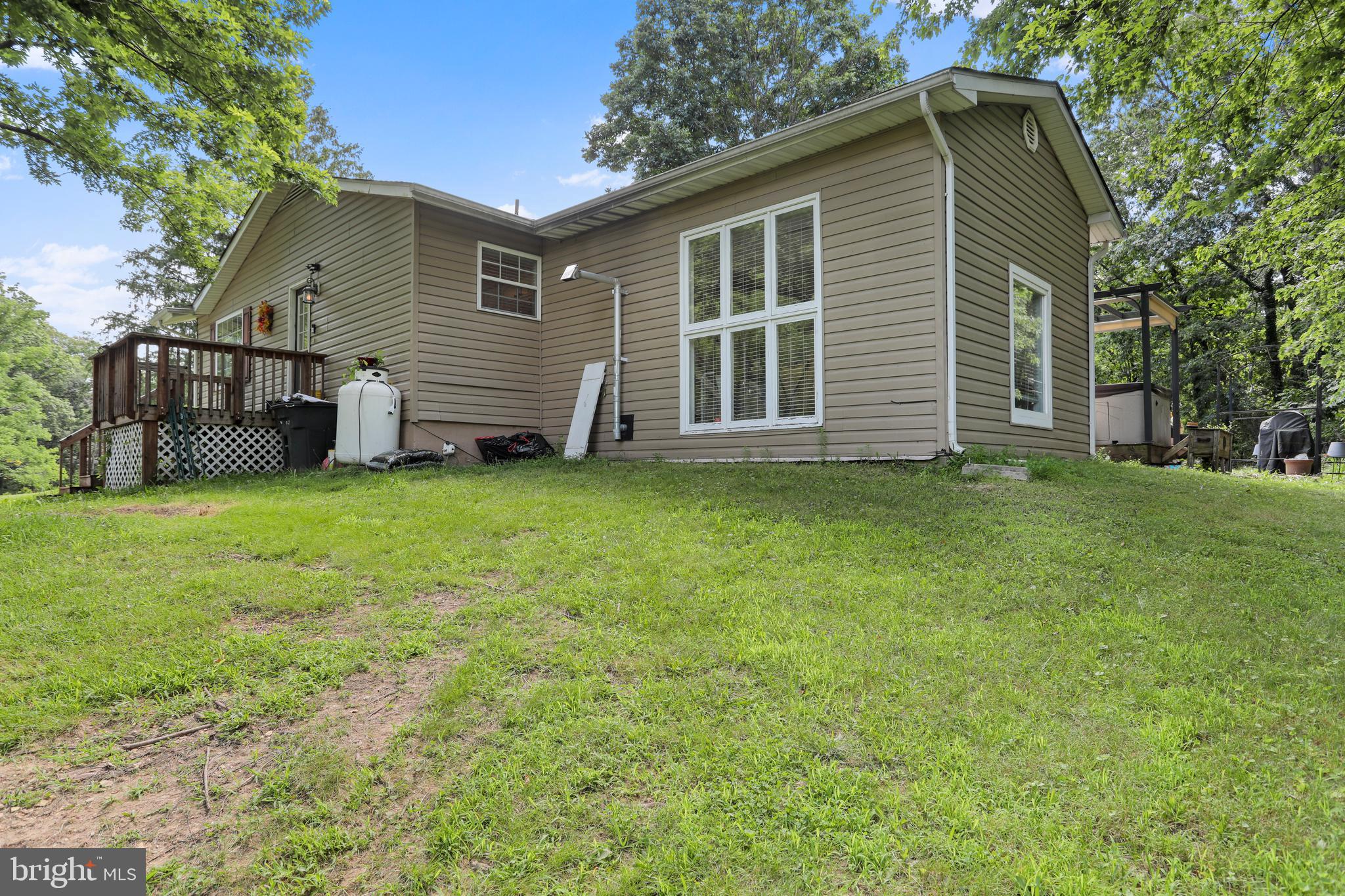 KEYES FERRY ACRES - Residential