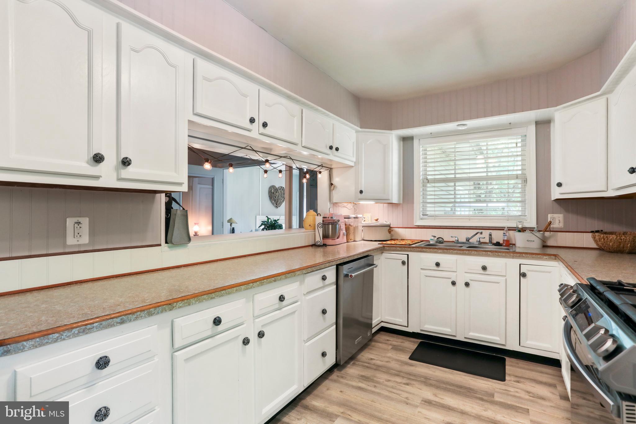 KEYES FERRY ACRES - Residential