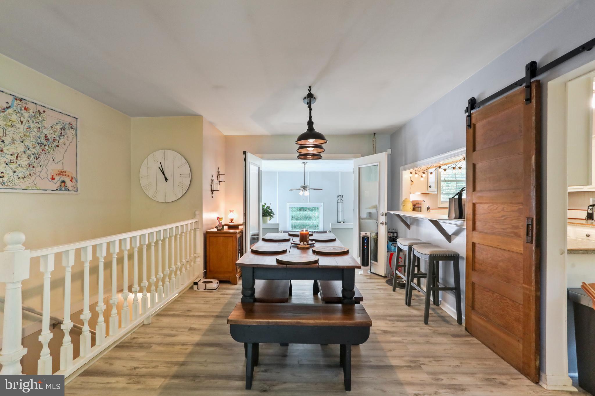 KEYES FERRY ACRES - Residential