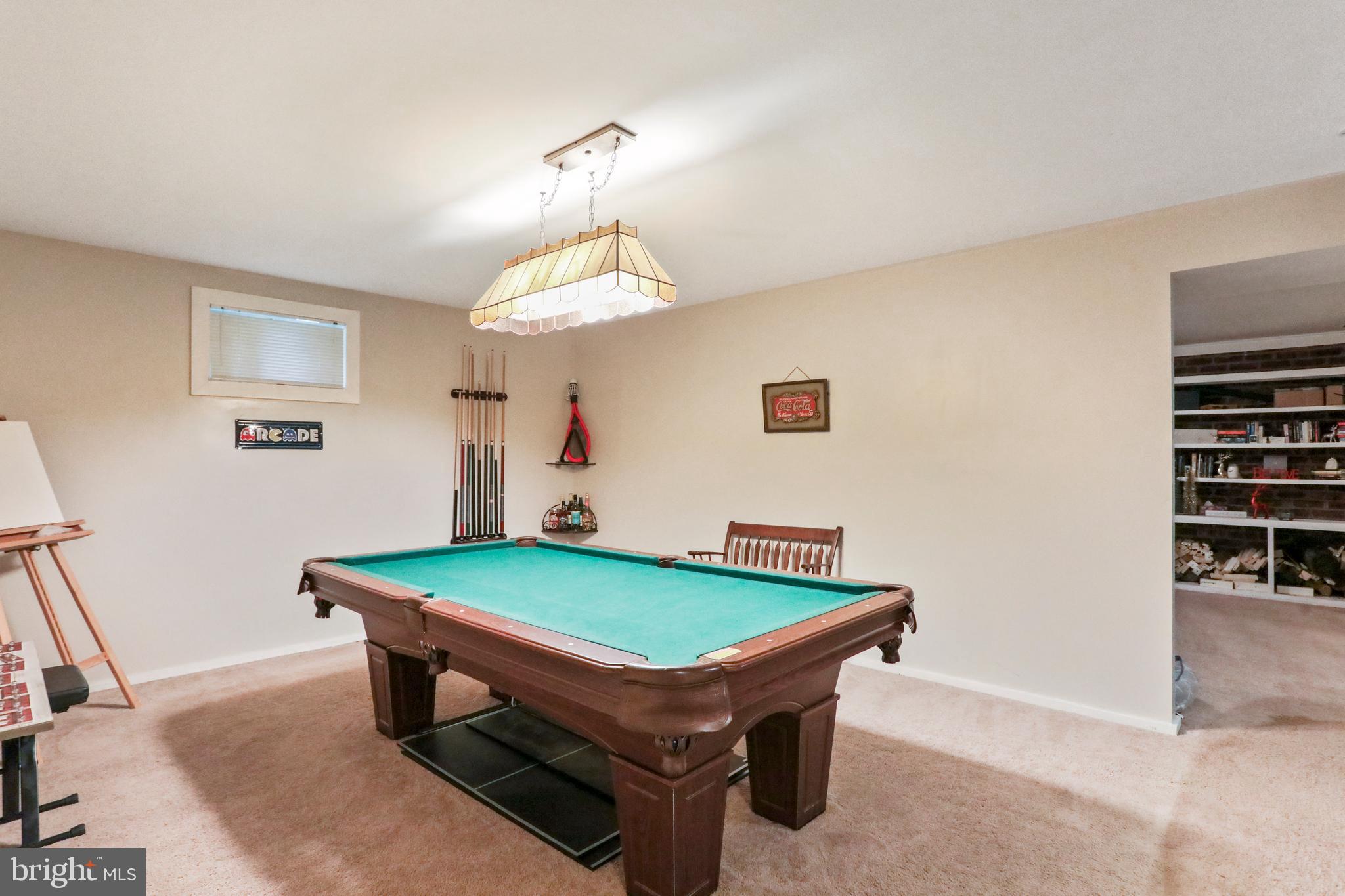 KEYES FERRY ACRES - Residential