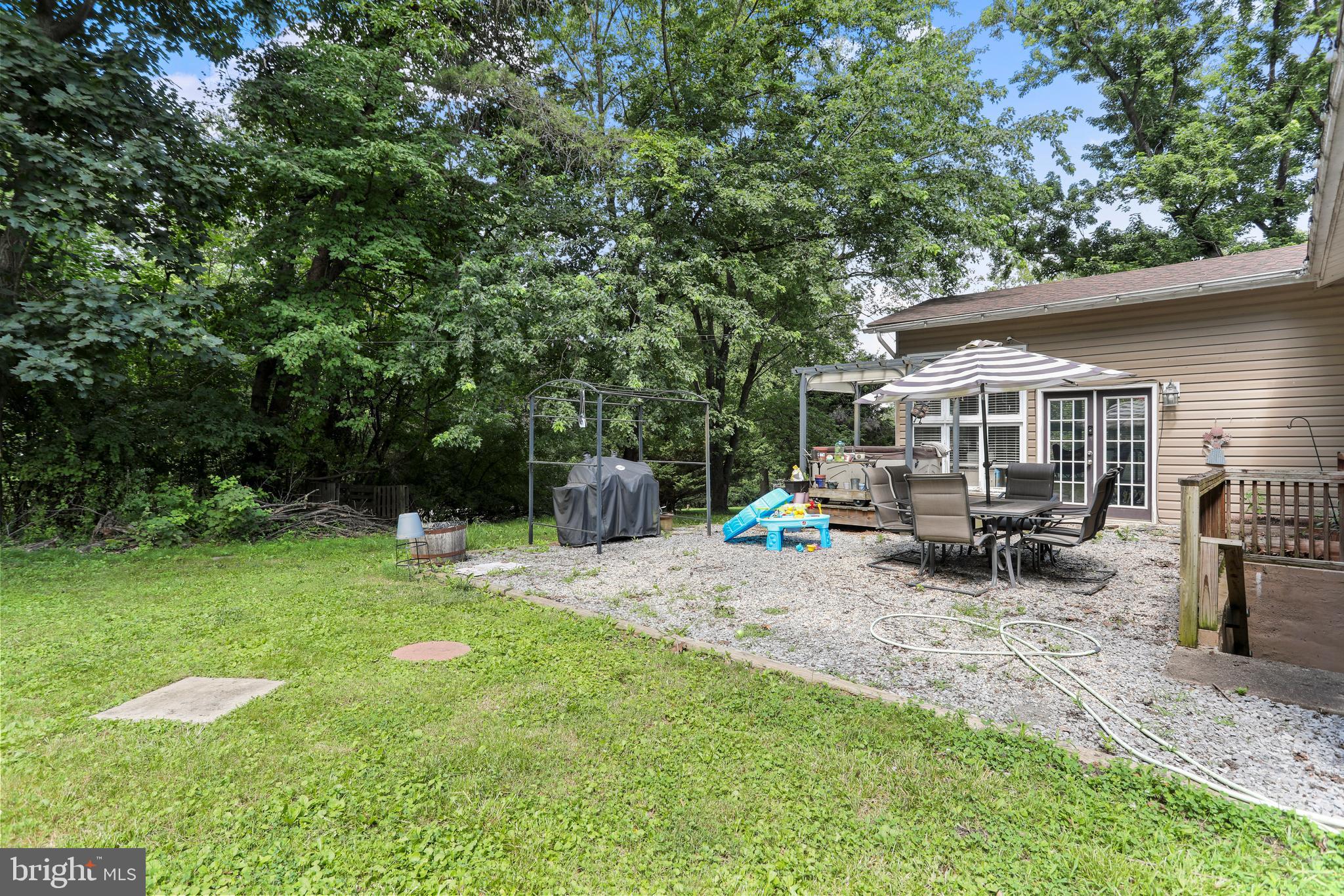 KEYES FERRY ACRES - Residential