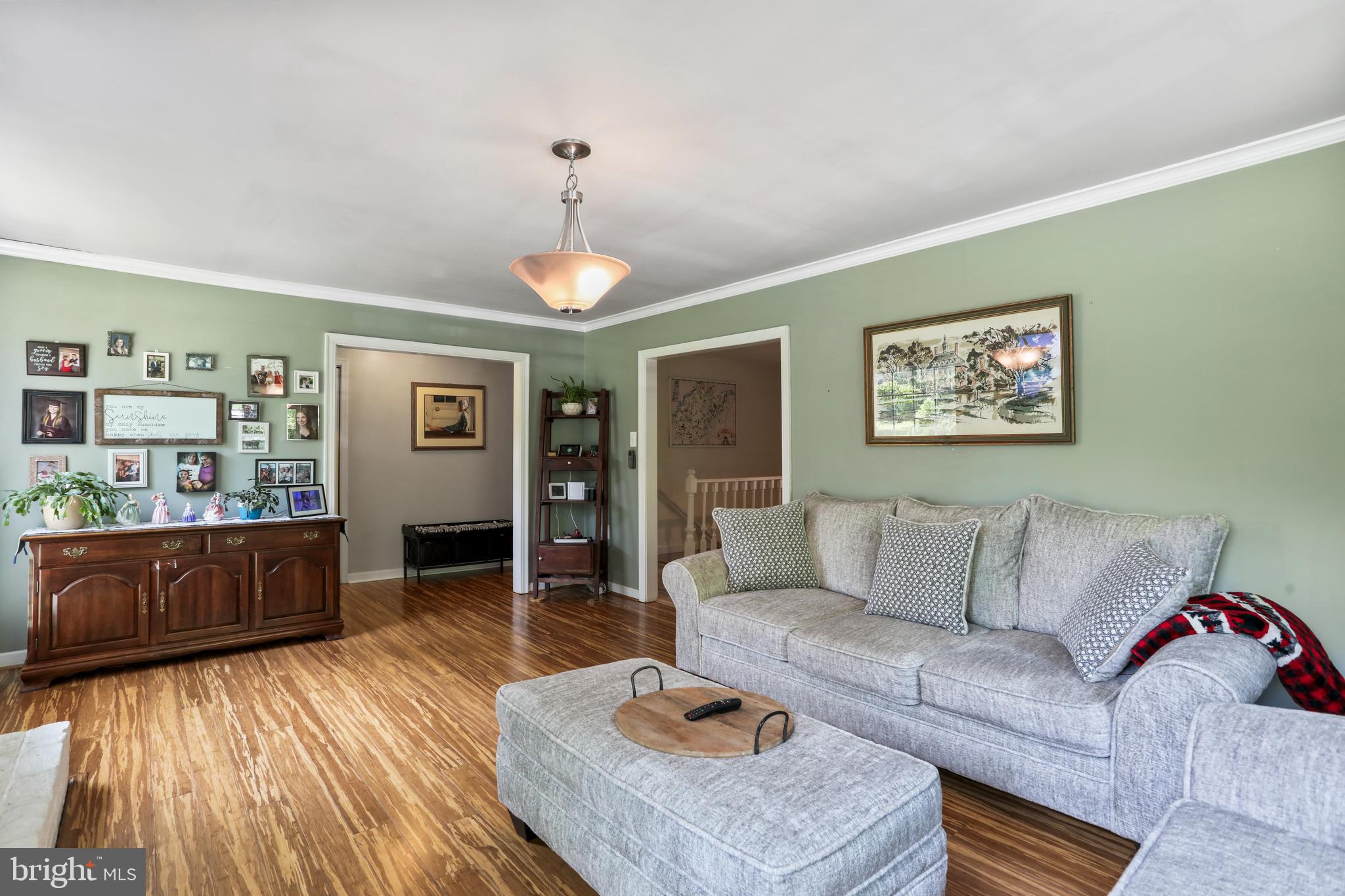 KEYES FERRY ACRES - Residential