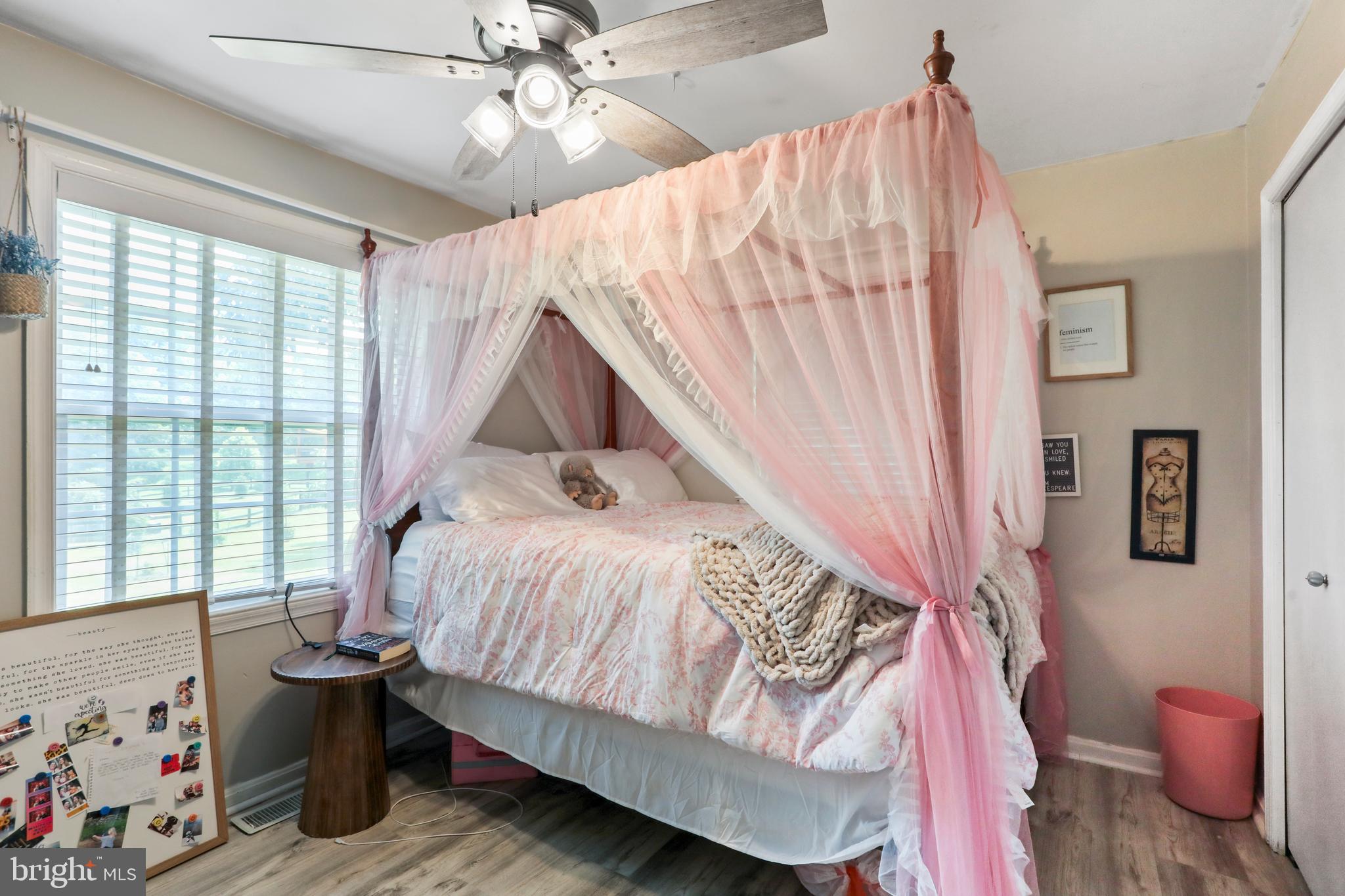 KEYES FERRY ACRES - Residential