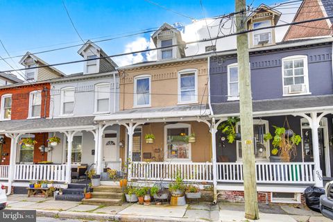 548 SPRUCE STREET LANCASTER PA 17603