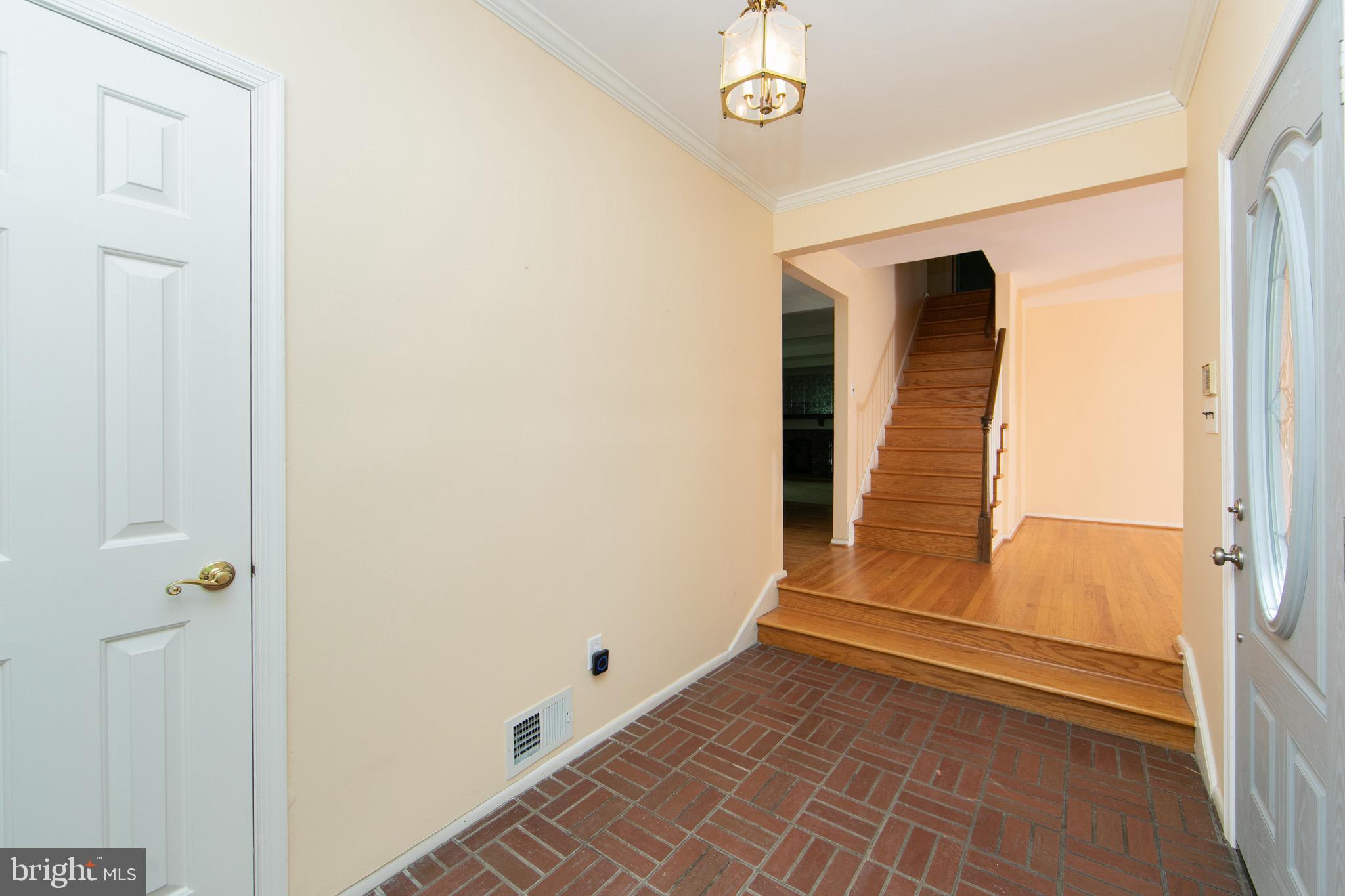 16 DONCASTER ROAD