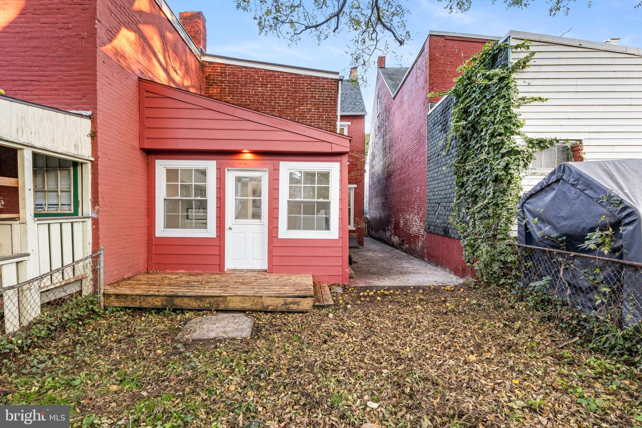 CABBAGE HILL - Residential