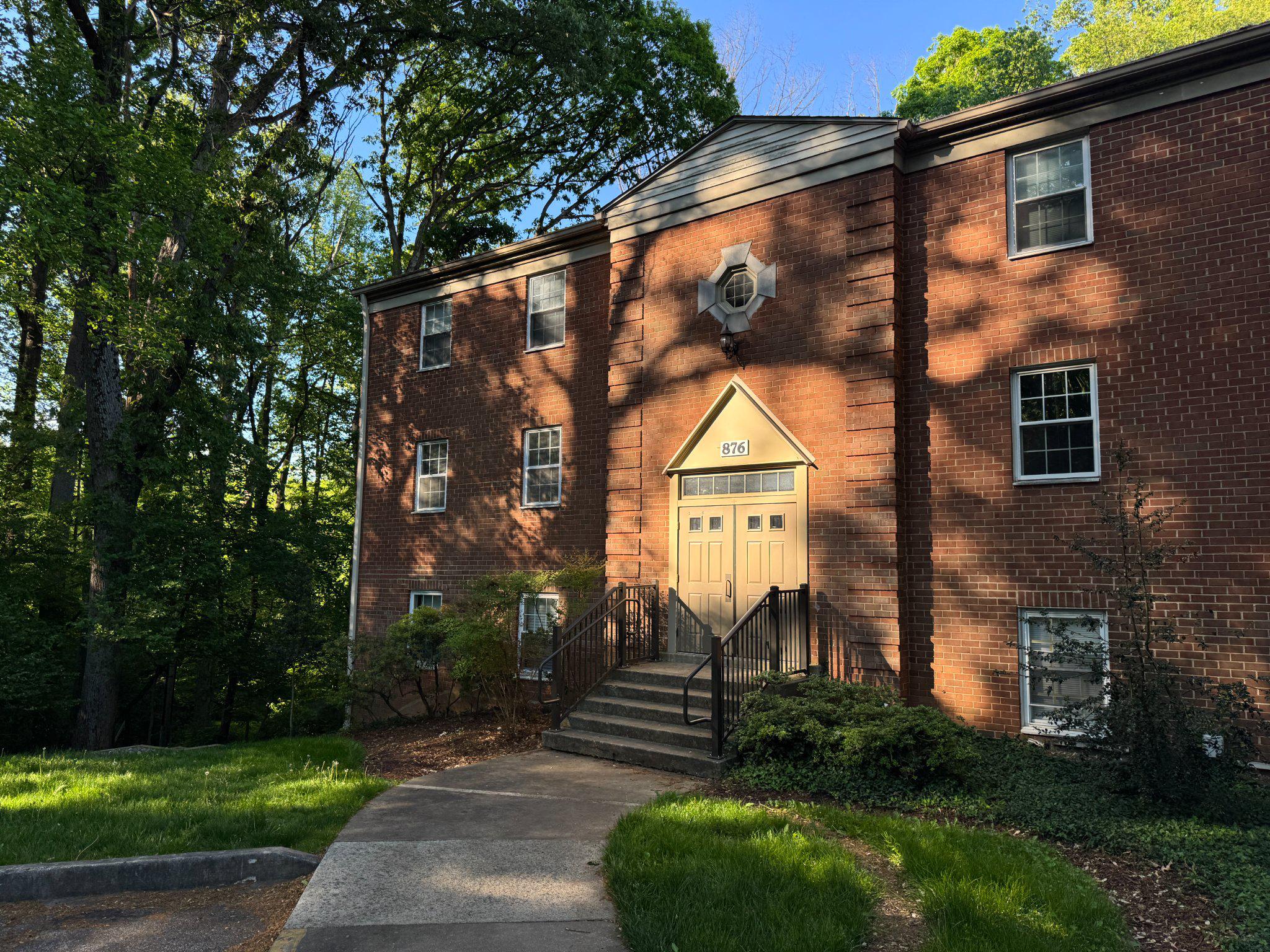 PLYMOUTH GARDENS - Residential