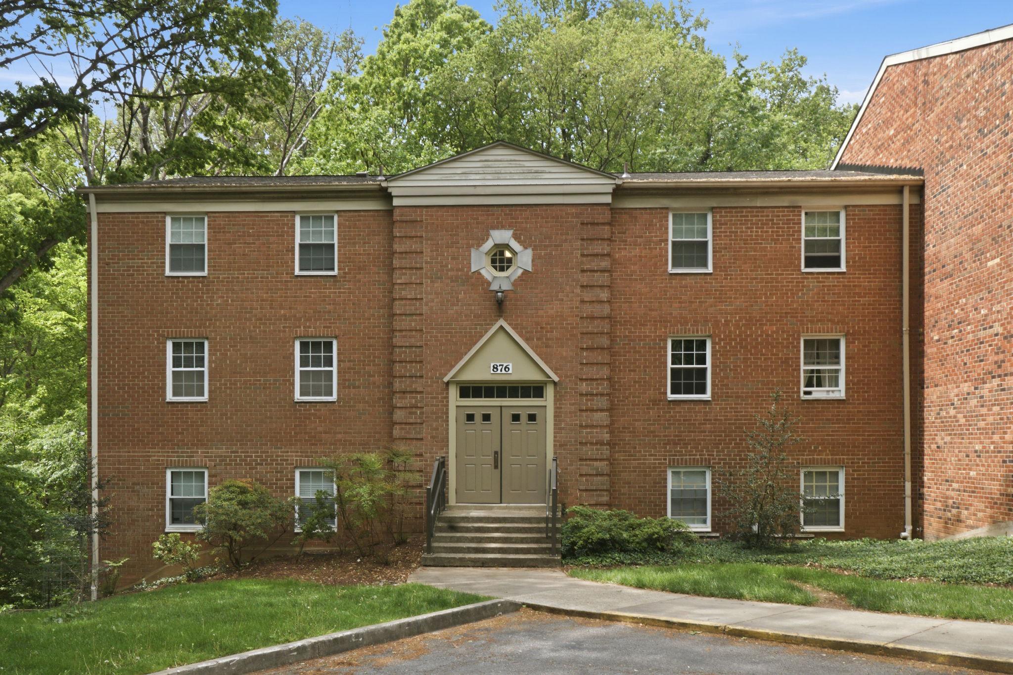 PLYMOUTH GARDENS - Residential