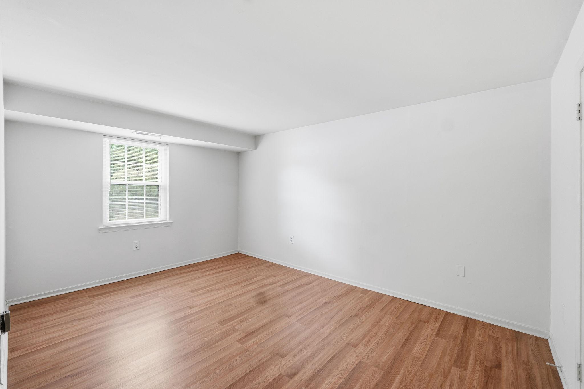 PLYMOUTH GARDENS - Residential