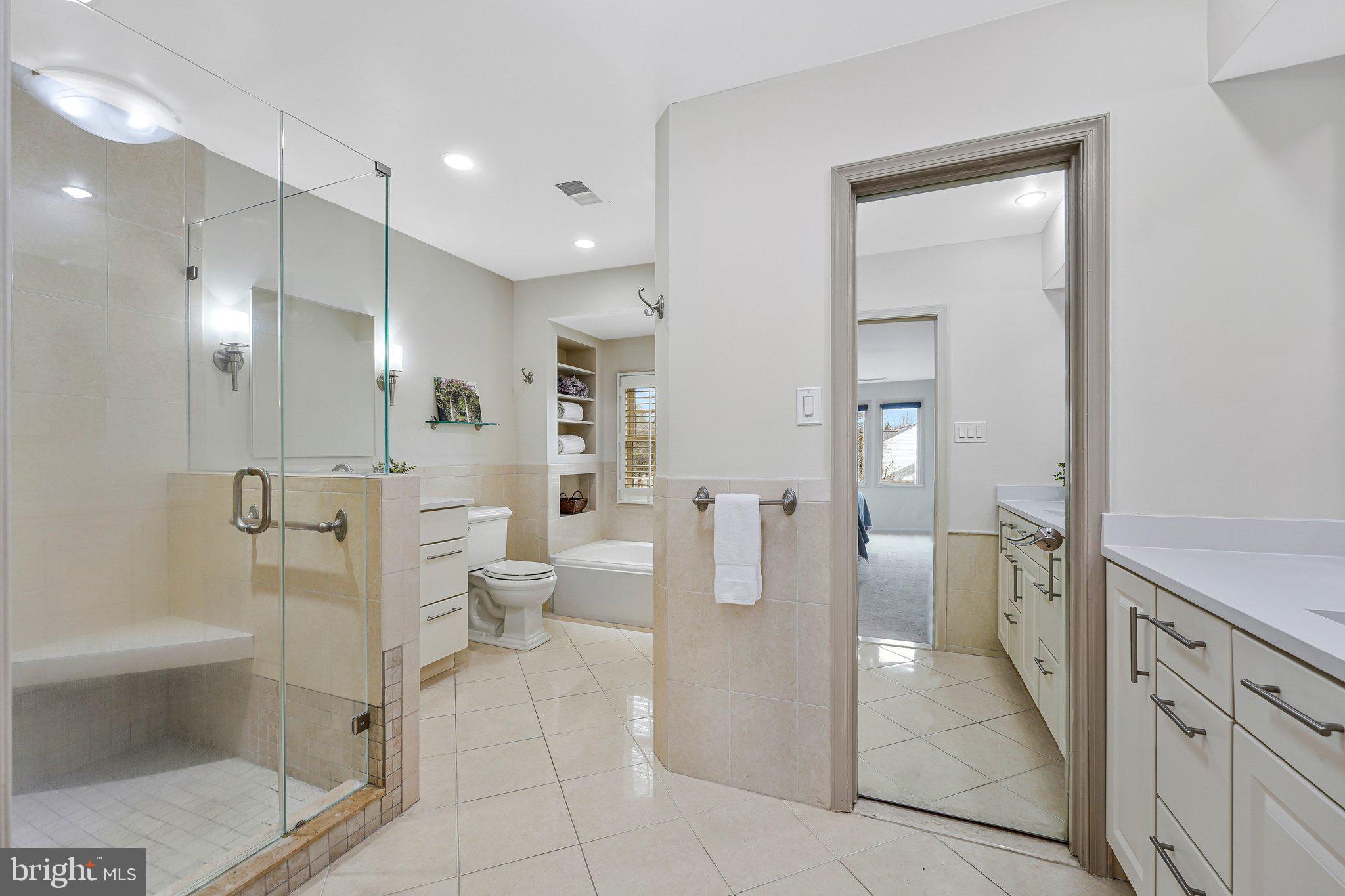 HAWTHORNE ESTATES - Residential