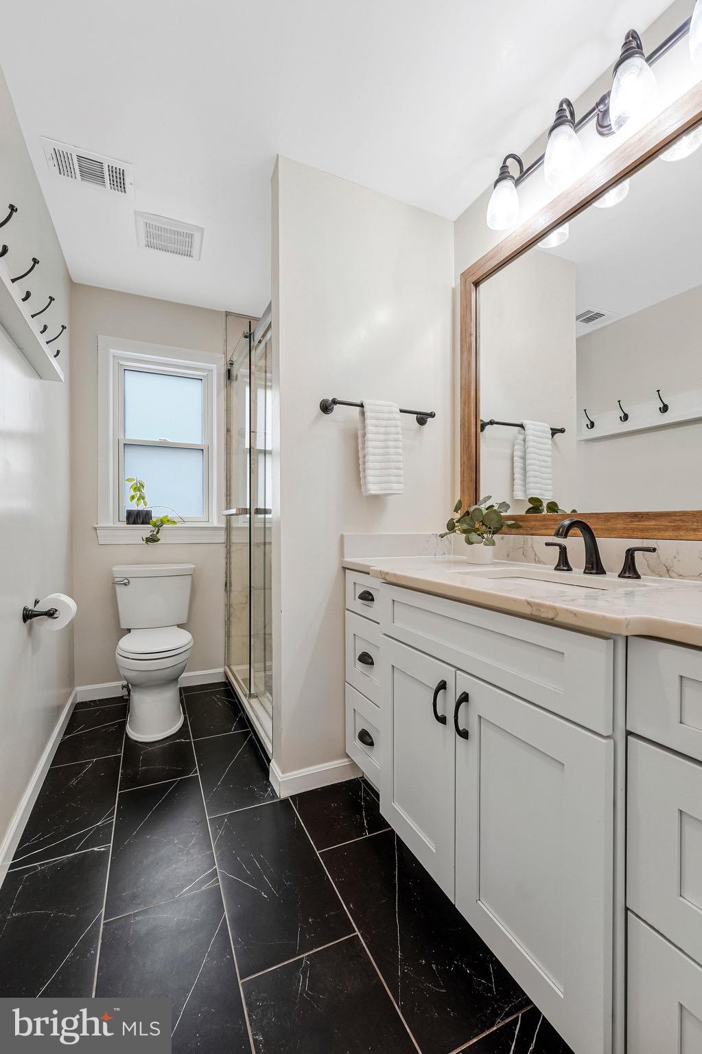 HAWTHORNE ESTATES - Residential