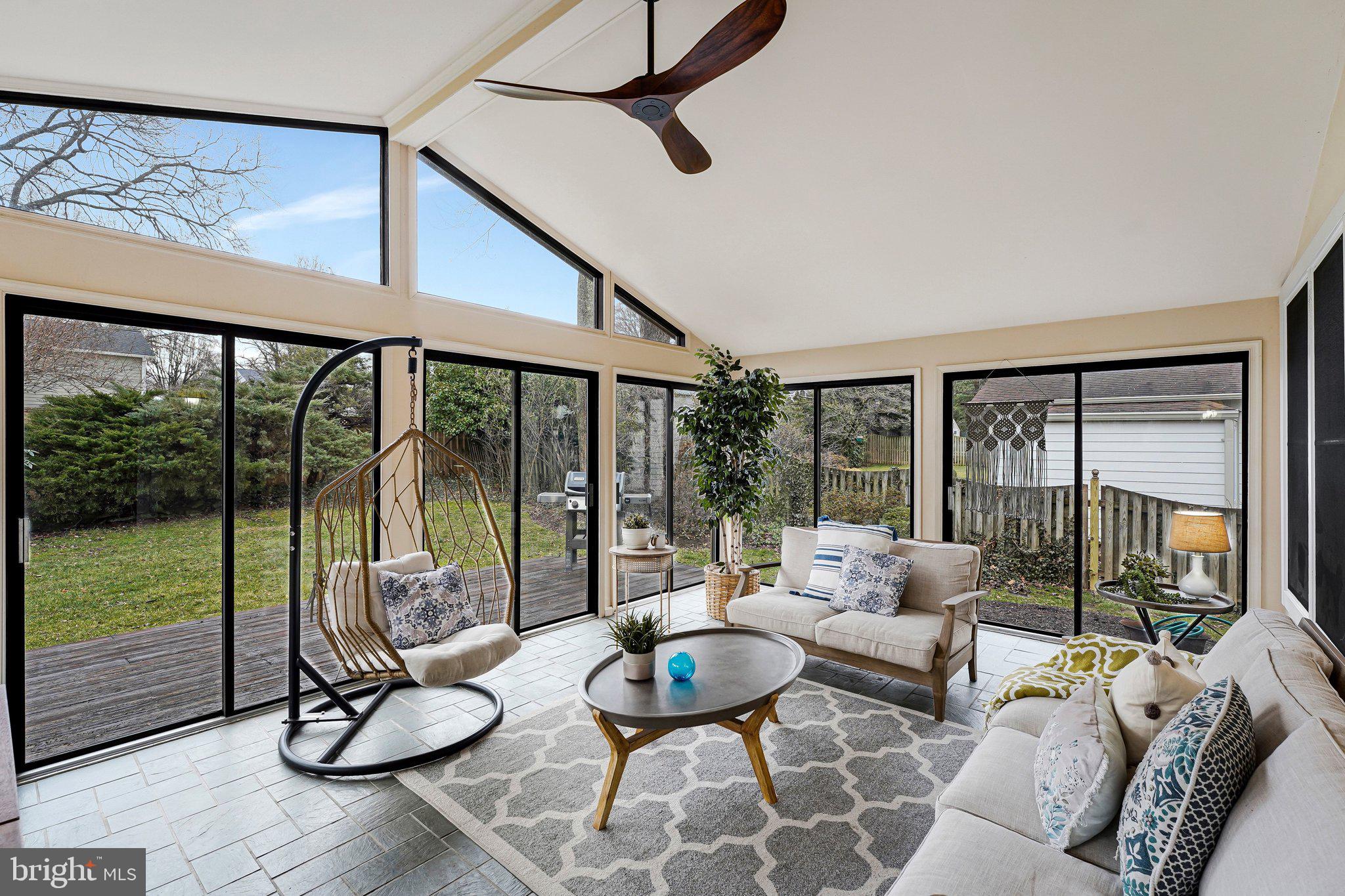 HAWTHORNE ESTATES - Residential