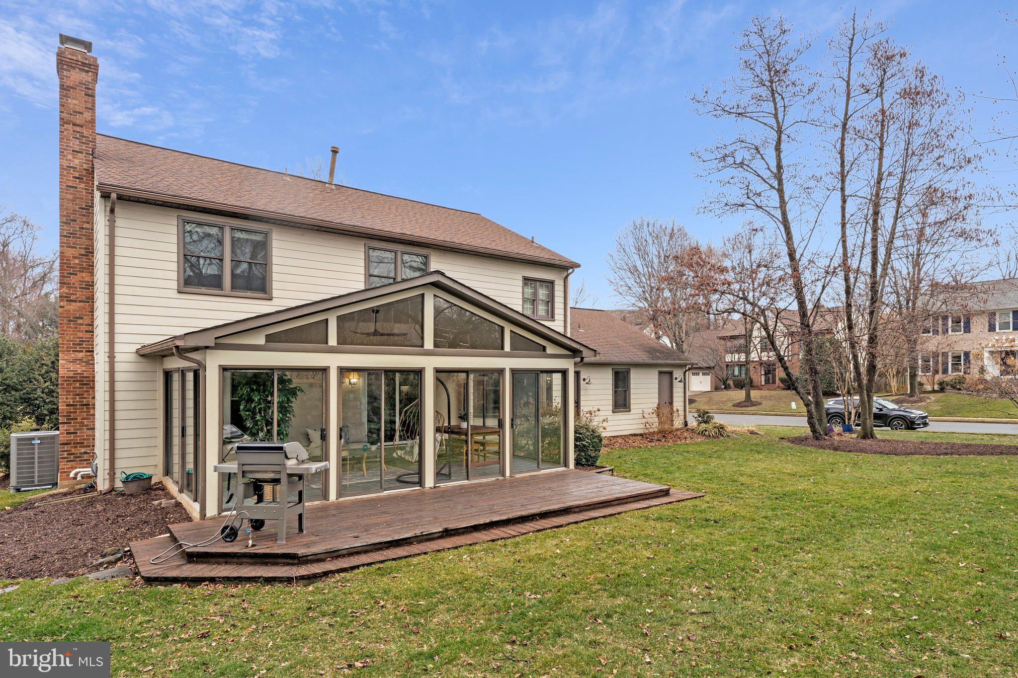 HAWTHORNE ESTATES - Residential