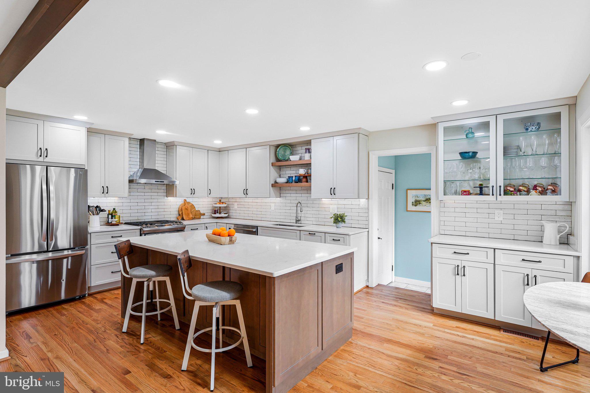 HAWTHORNE ESTATES - Residential