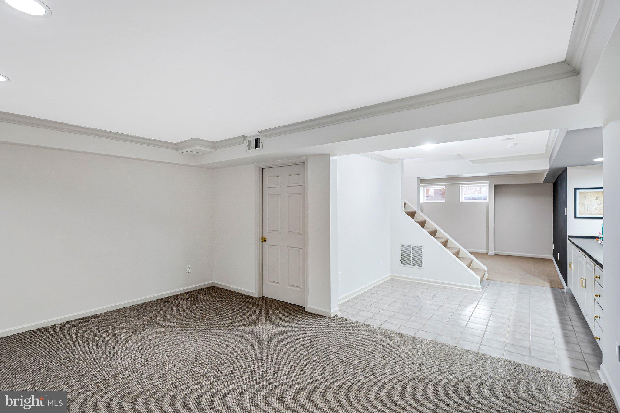 HAWTHORNE ESTATES - Residential