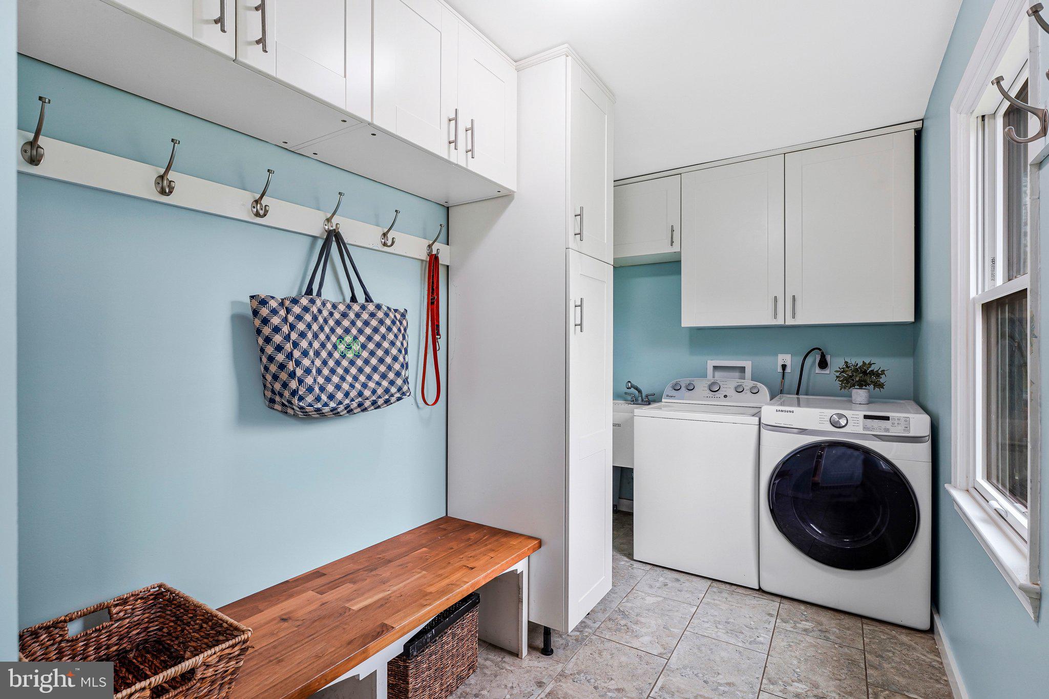 HAWTHORNE ESTATES - Residential