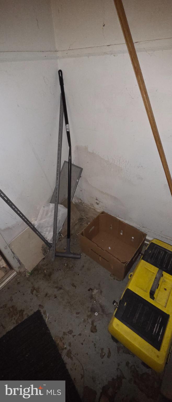 WOODLAWN - Residential