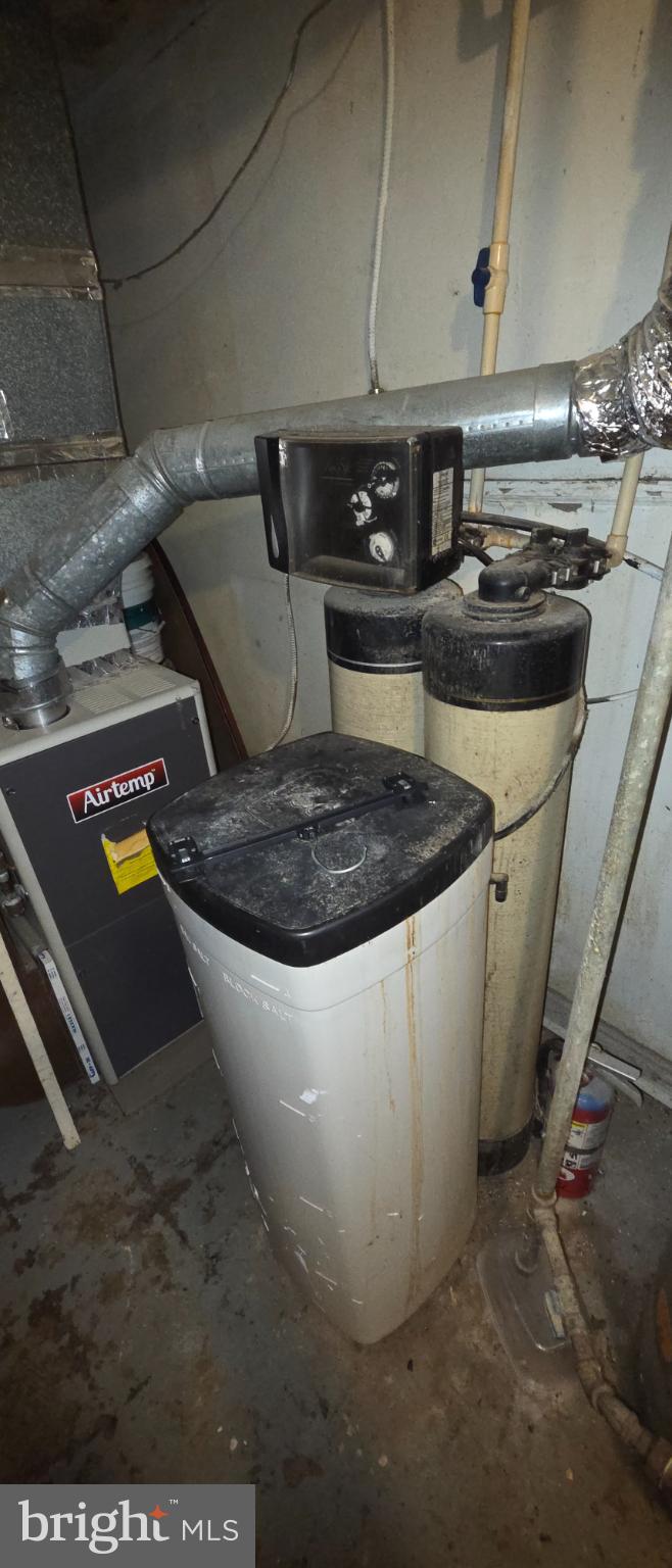 WOODLAWN - Residential