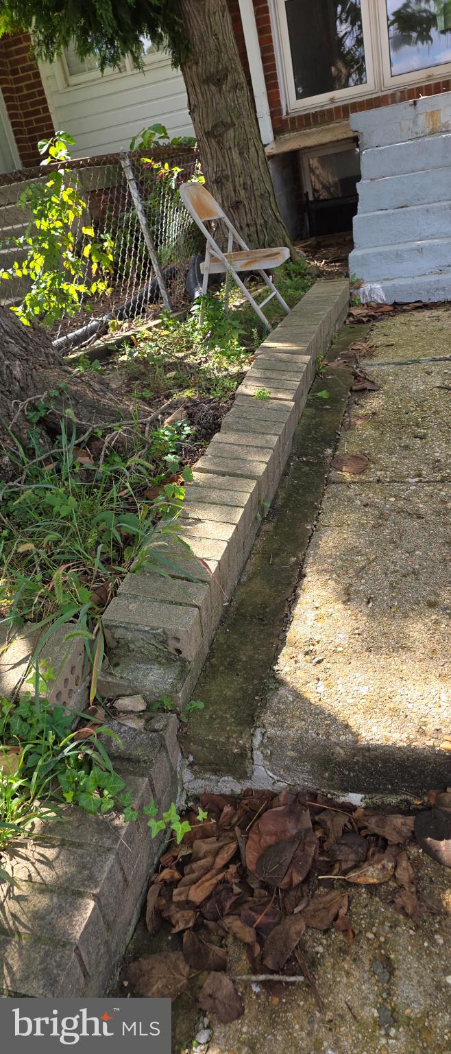 WOODLAWN - Residential