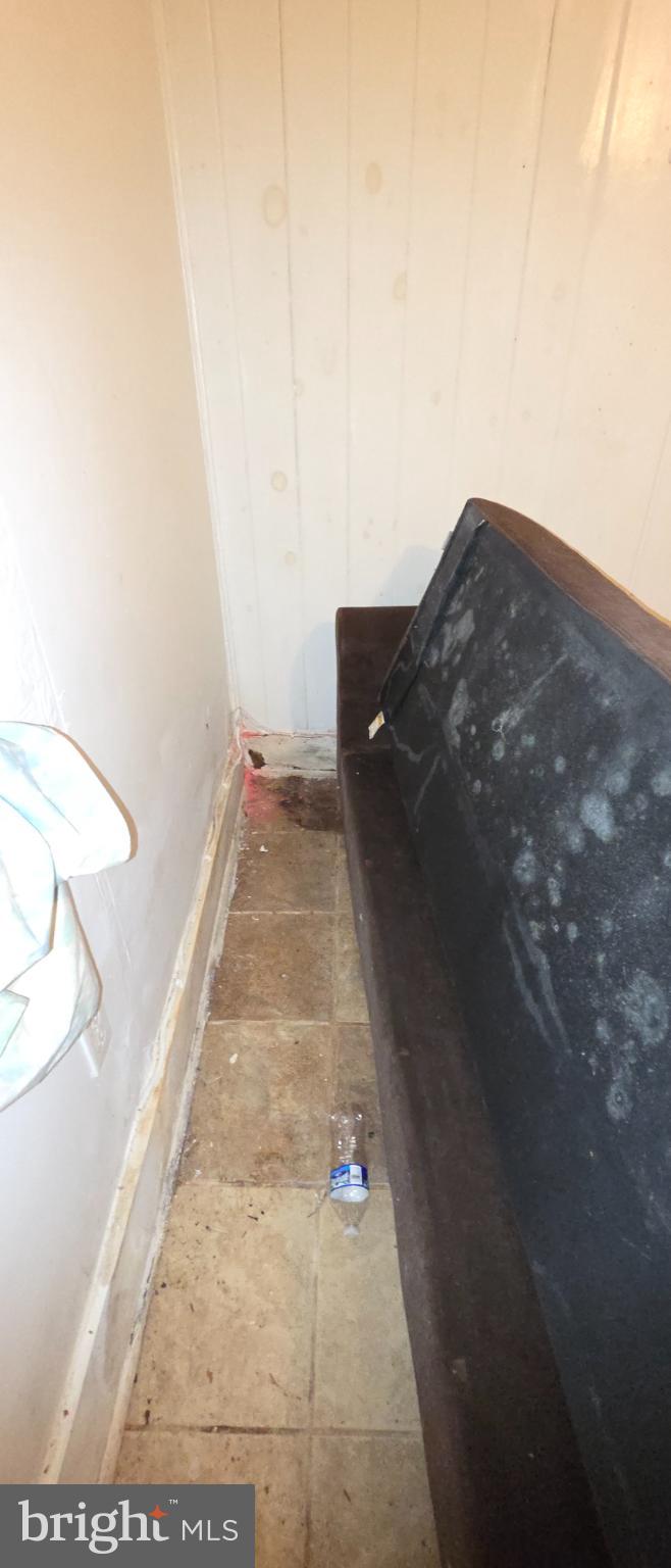 WOODLAWN - Residential