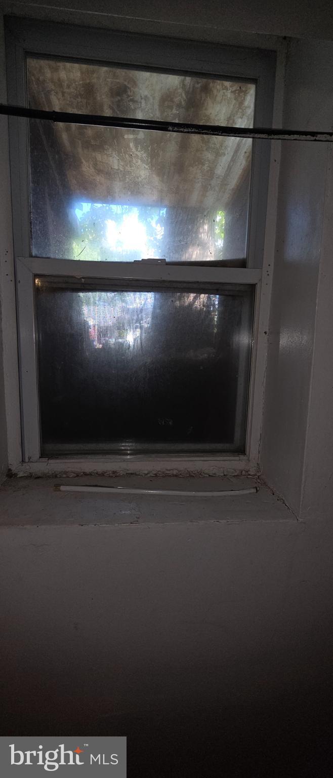 WOODLAWN - Residential